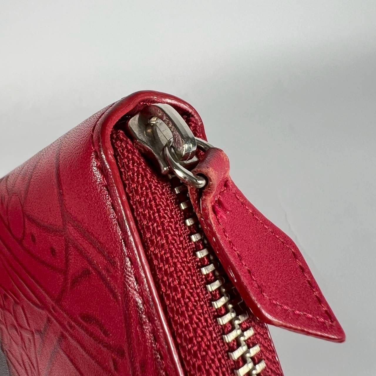 S-40 Vivienne Westwood ヴィヴィアンウエストウッド 長財布 ラウンド