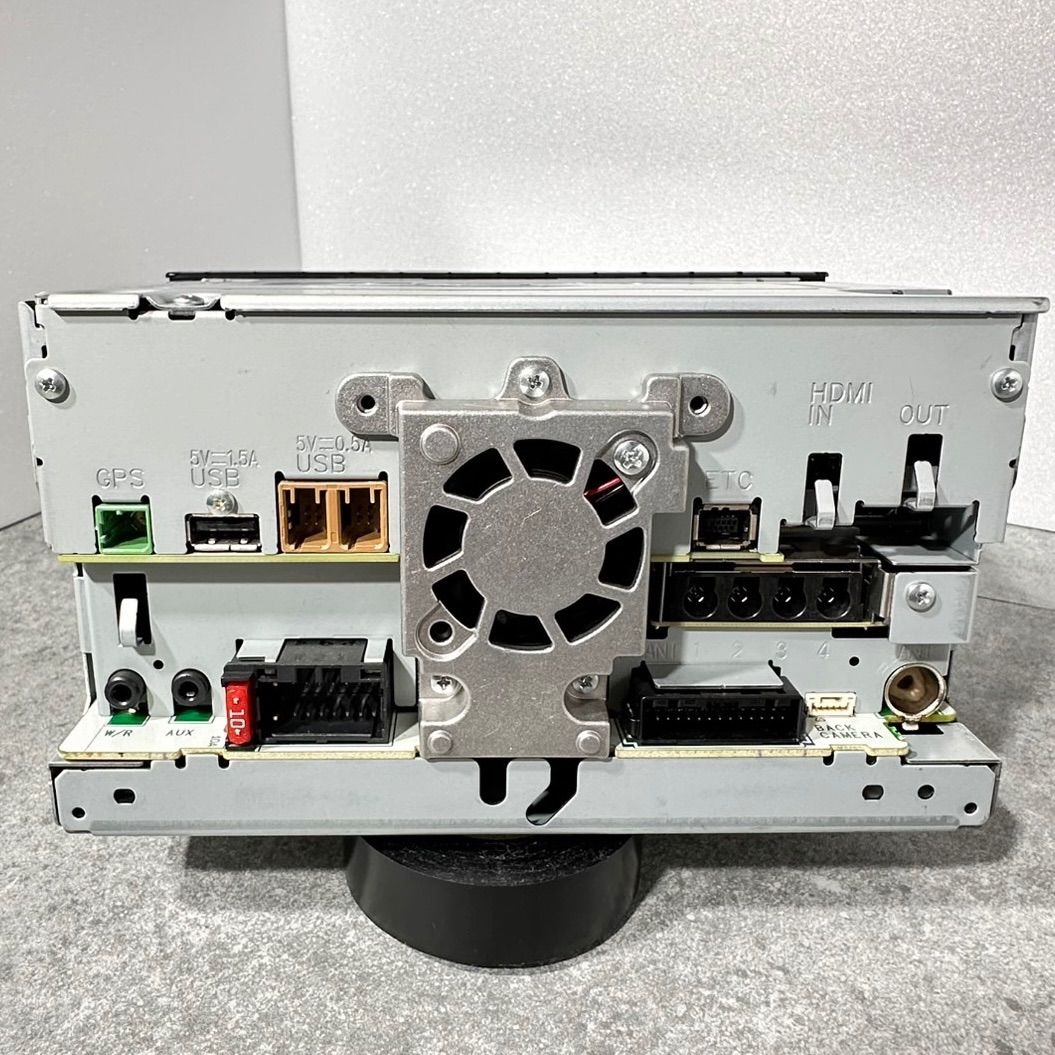 カロッツェリア サイバーナビ AVIC-CW900 7型ワイド カーナビ - メルカリ