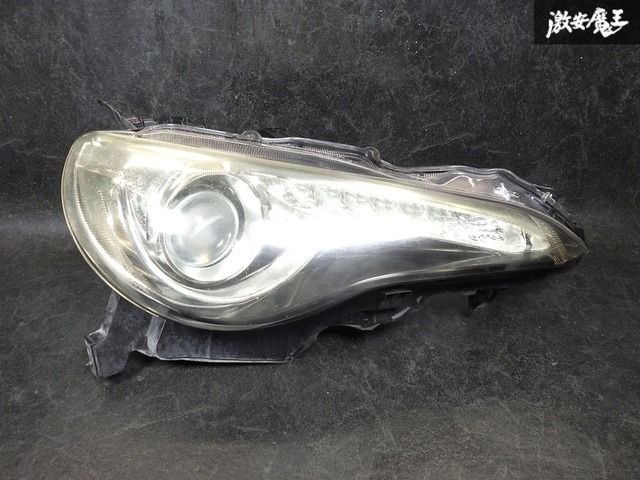 車 保証付き！即発送トヨタ純正 ZN6 86 前期 HID ヘッドライト