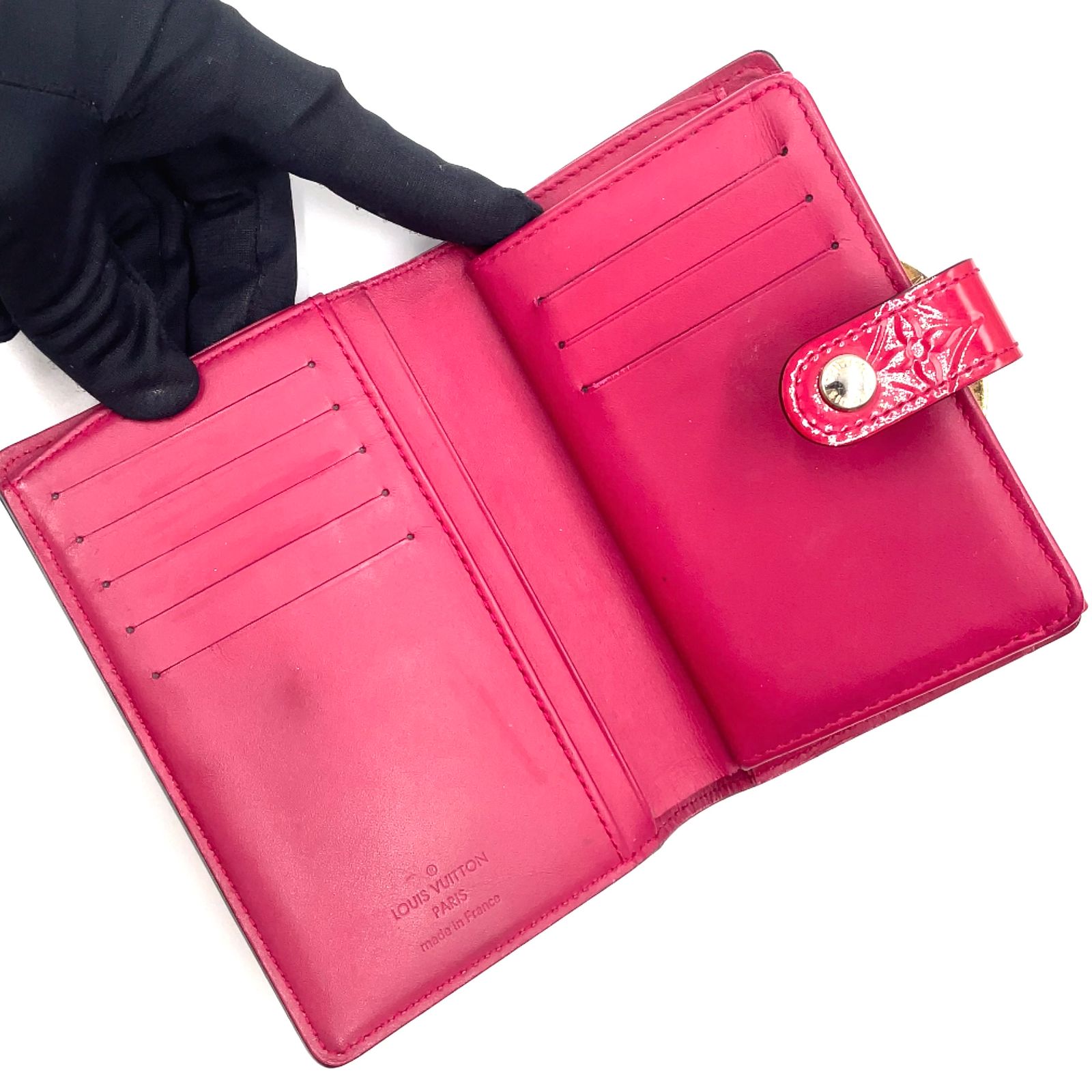 新着】LOUIS VUITTON ポルトフォイユ ヴィエノワ モノグラムヴェルニ