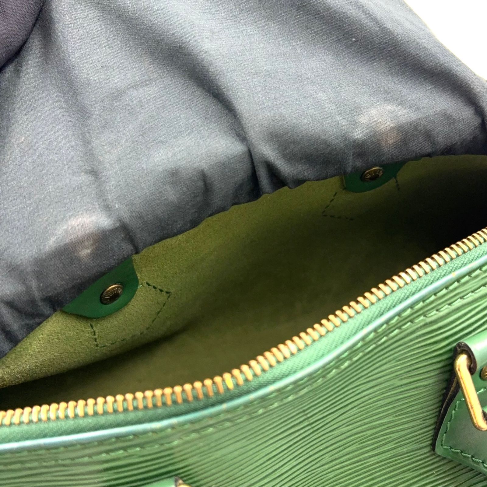 新着】LOUIS VUITTON スピーディ25 エピ エピ ボルネオグリーン レザー