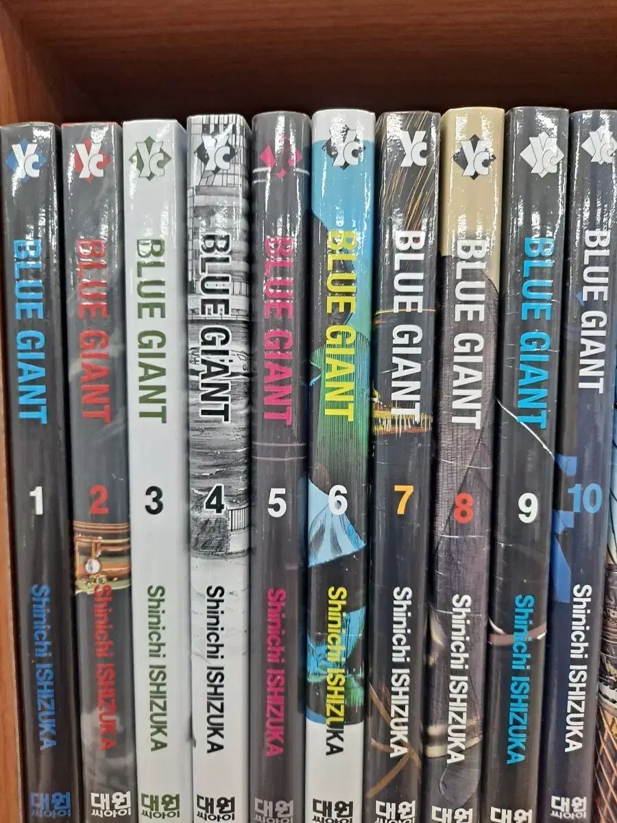 ブルージャイアント 全巻セット 未開封 Comics Magazines 【公式通販】