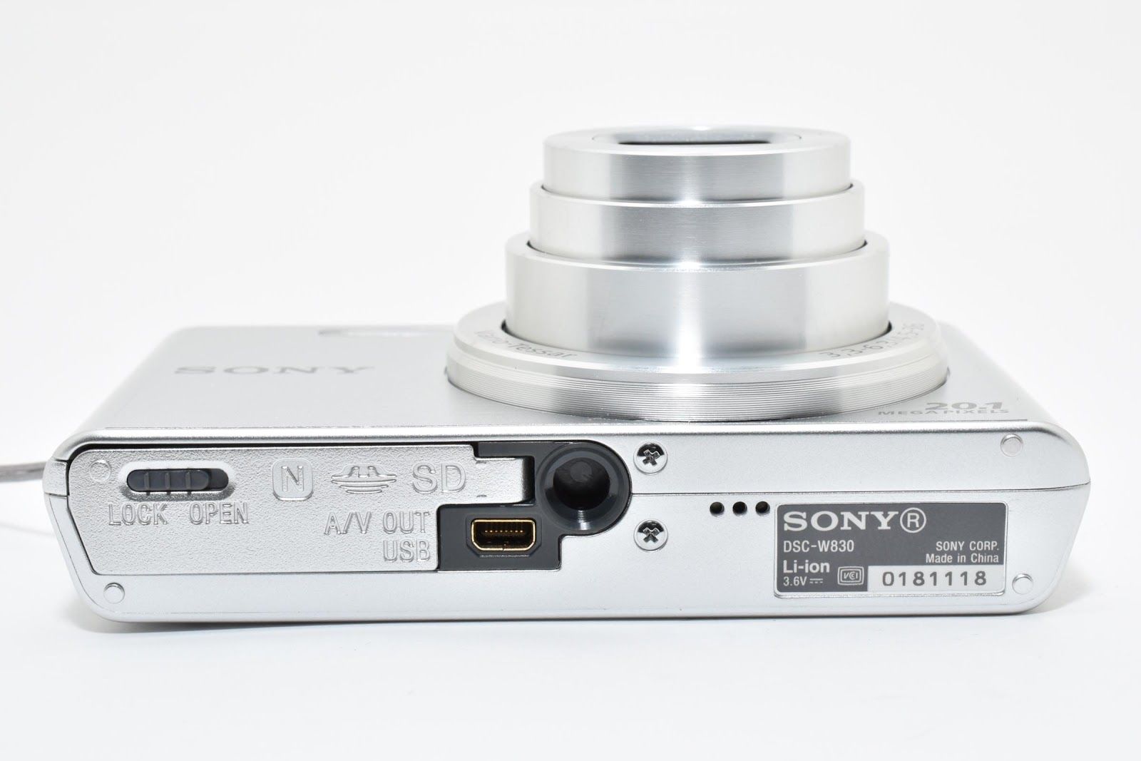 ☆美品☆ ソニー SONY DSC-W830 元箱付き コンパクトデジタルカメラ
