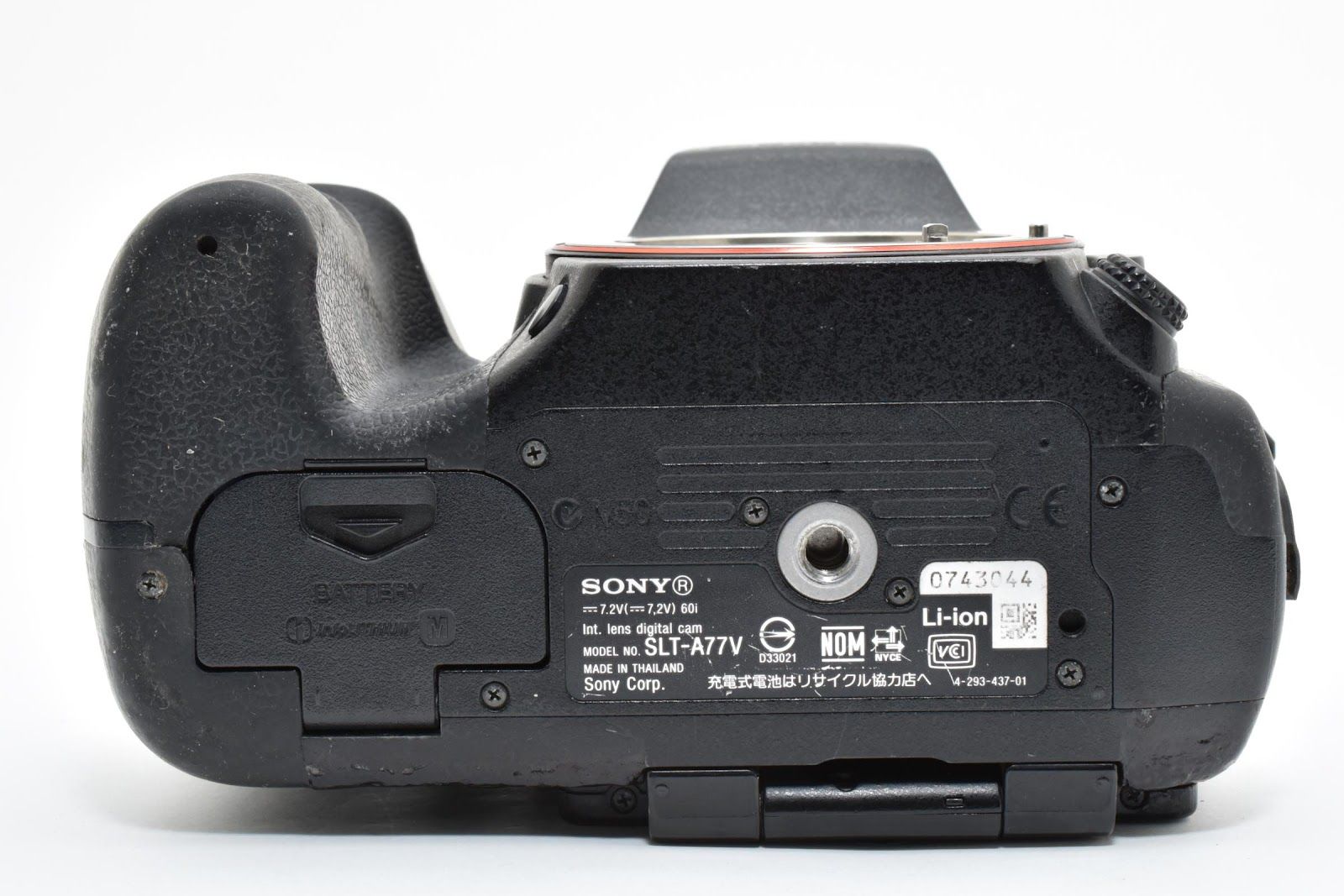 ☆良品☆ ソニー SONY α77 SLT-A77V ボディ 2430万画素 デジタル一眼