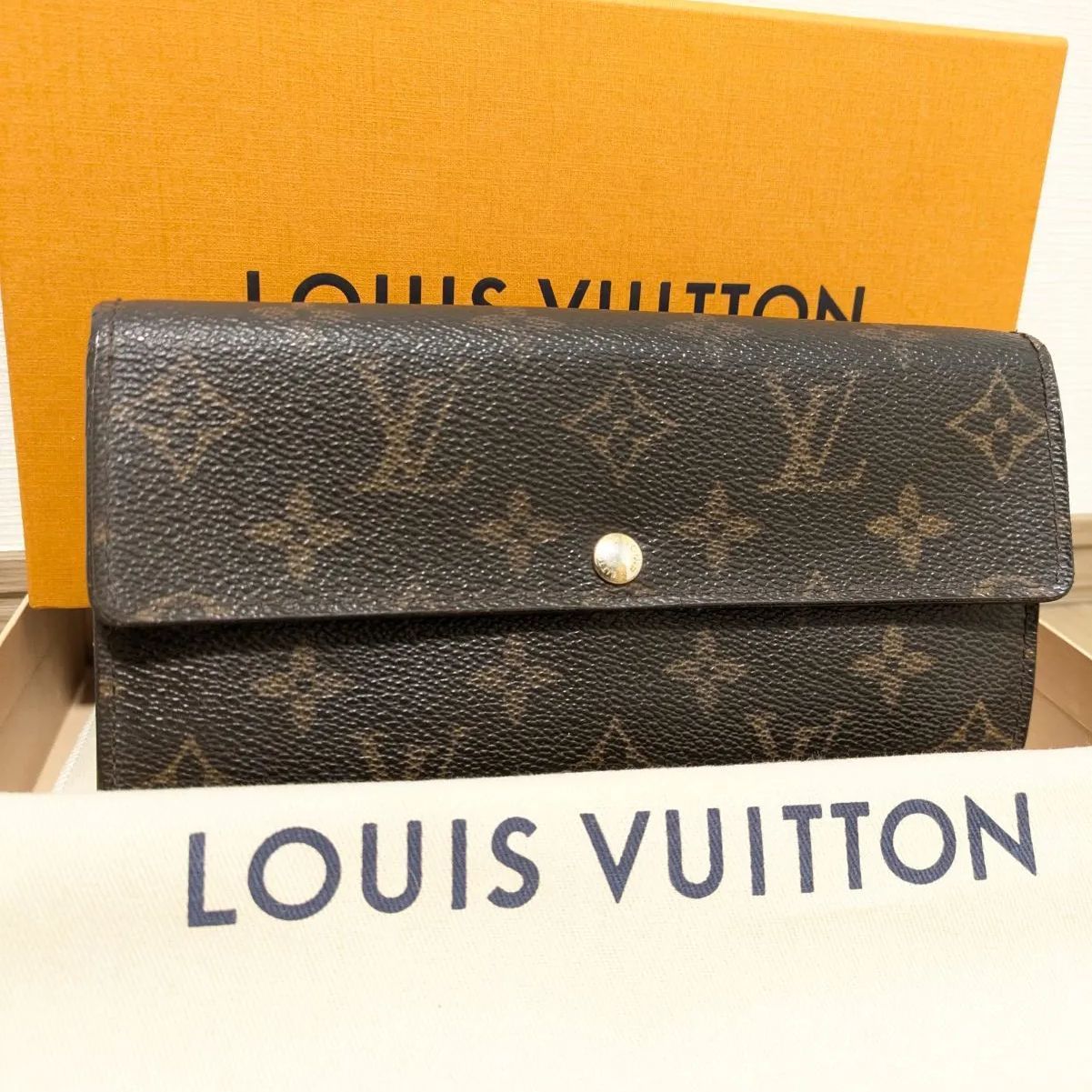 レディース LOUIS VUITTON ルイヴィトン ポルトフォイユ・サラ 