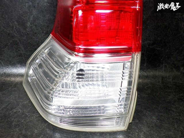 破損無し！ 即発送！】点灯OK！ トヨタ純正 TRJ150W プラド 前期 LED