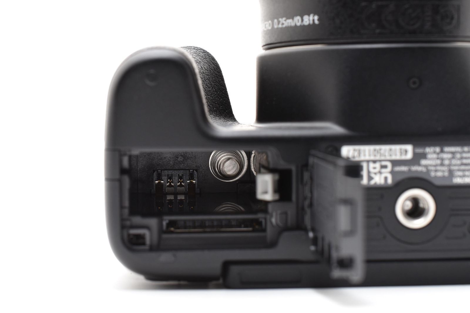 【極美品】Canon EOS R100 レンズキット★ショット数1000枚以下 極美品Canon EOS R100 レンズキット☆ショット数1000枚以下 | ヤマダ
