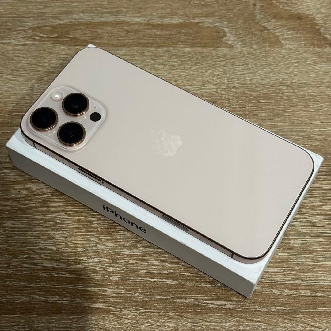 iPhone 16 Pro Max 512GB バッテリー100% SIMフリー ゴールド