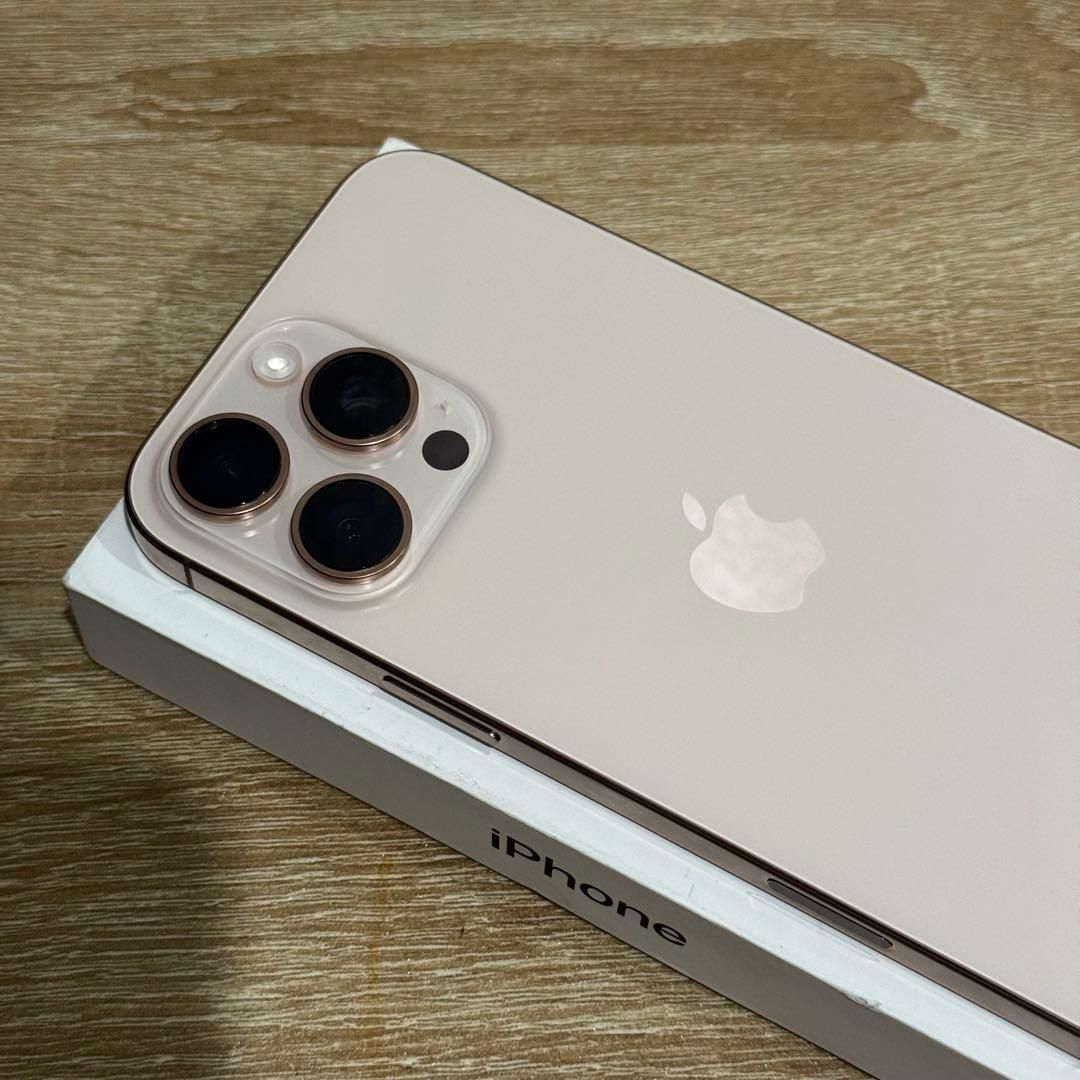iPhone 16 Pro Max 512GB バッテリー100% SIMフリー ゴールド