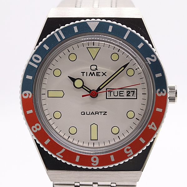 新品同様 稼働 箱/保付 タイメックス Q TIMEX ホワイトダイアル