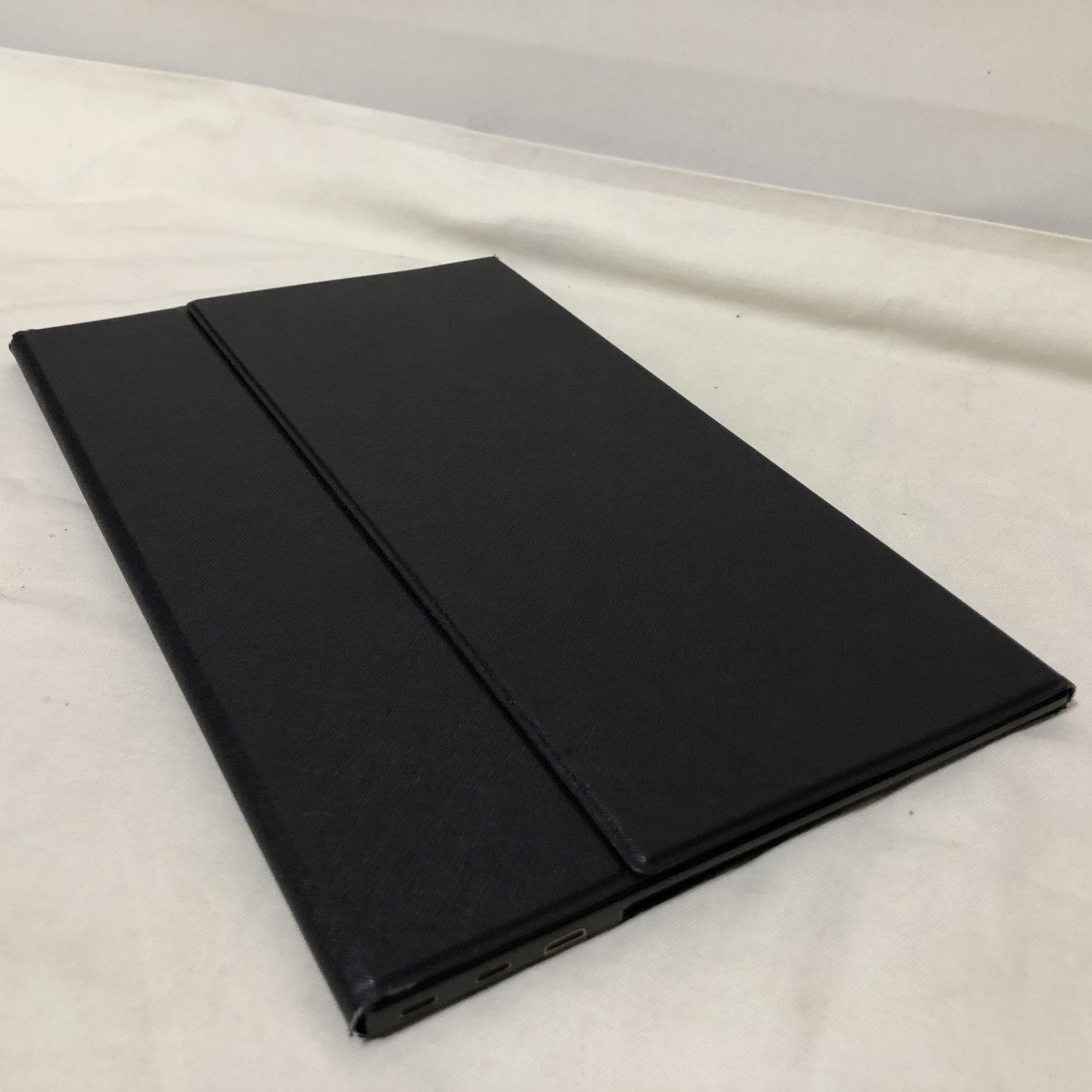 アイリスオーヤマ ポータブルモニター ILD-A1616MS-B 黒 - メルカリ