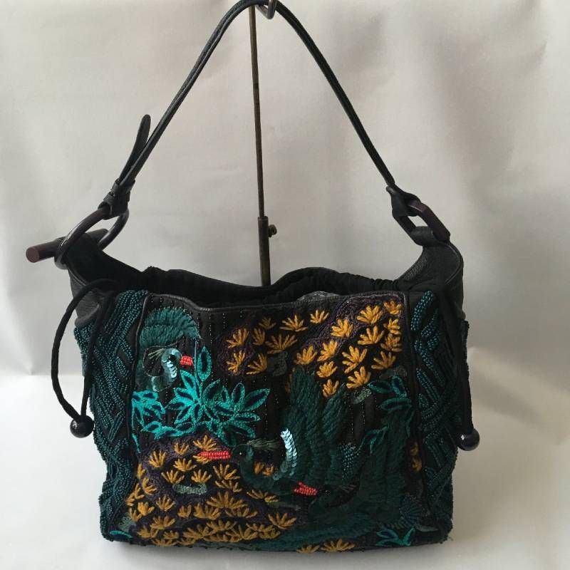 【美品】JAMIN PUECH 鳥型パーティーバッグ 刺繍 ショルダーバッグ 美品 JAMIN PUECH（ジャマンピュエッシュ）鳥 バード 装飾 バッグ