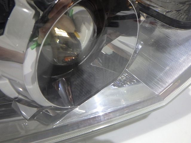 デリカD5 ヘッドライト 左右 HID CV 前期 100-87918 8301C536/D291