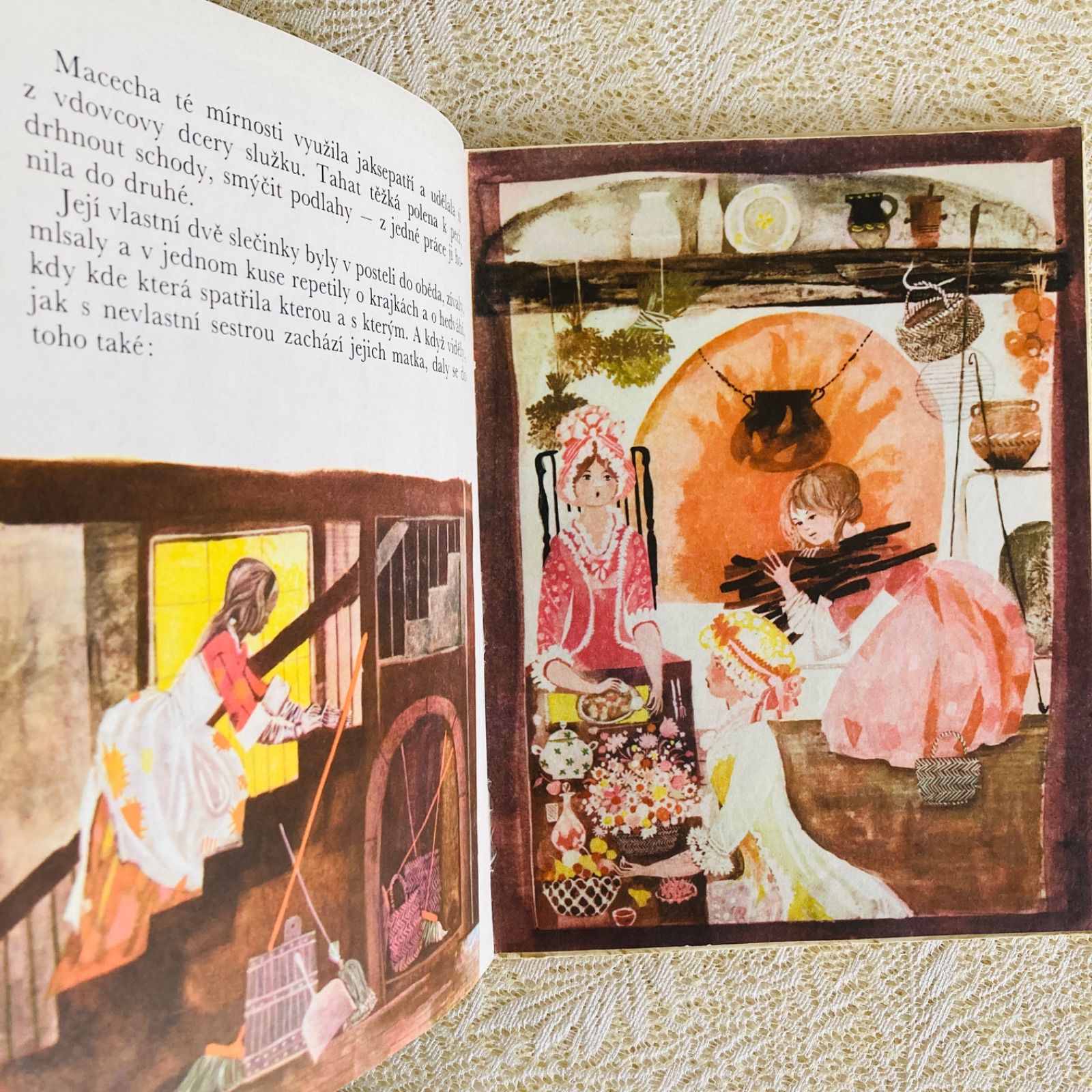 シンデレラ』 チェコ語ヴィンテージ絵本 おとぎ話 洋書・古書 - メルカリ