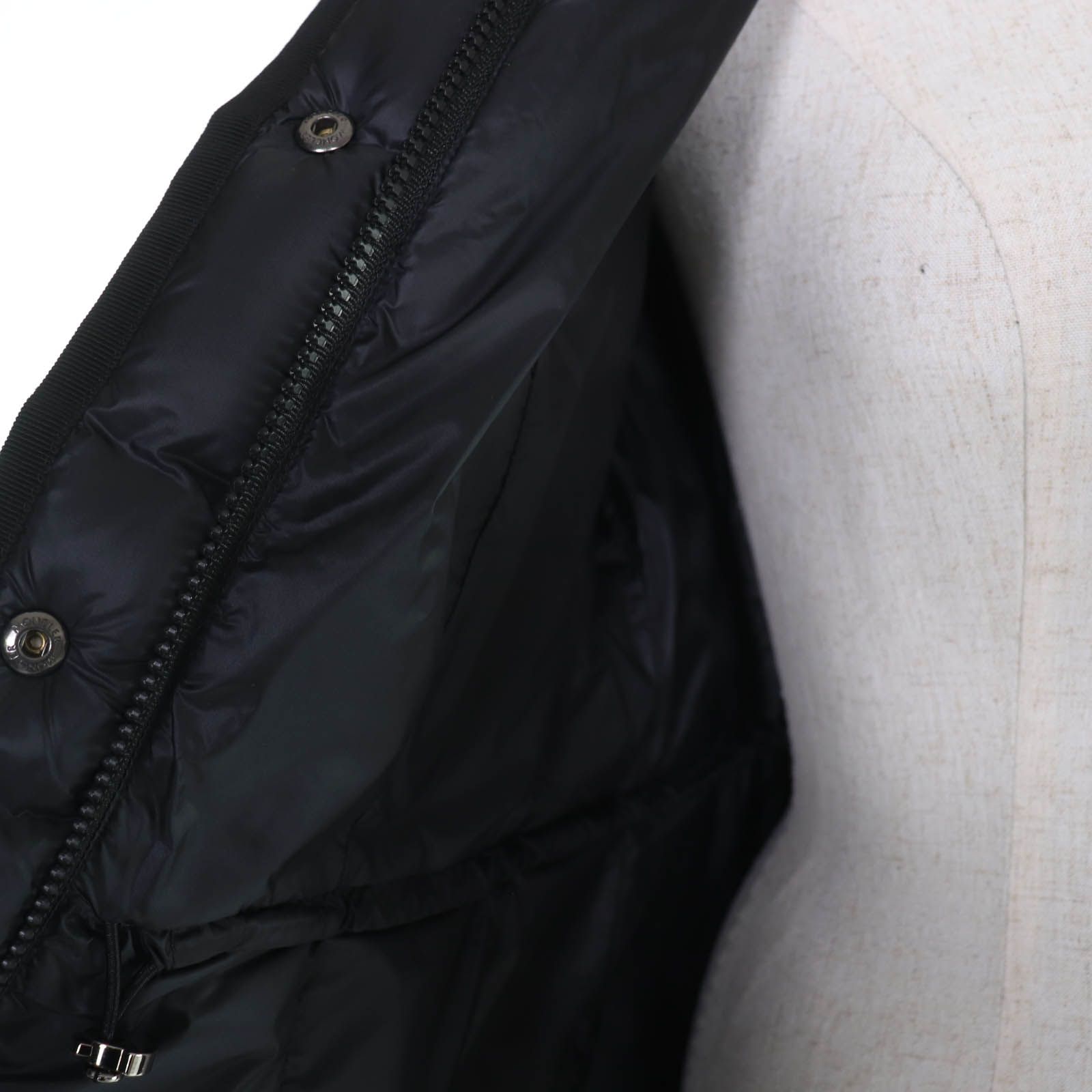 美品☆MONCLER モンクレール HERMINE エルミンヌ ロゴワッペン・フード