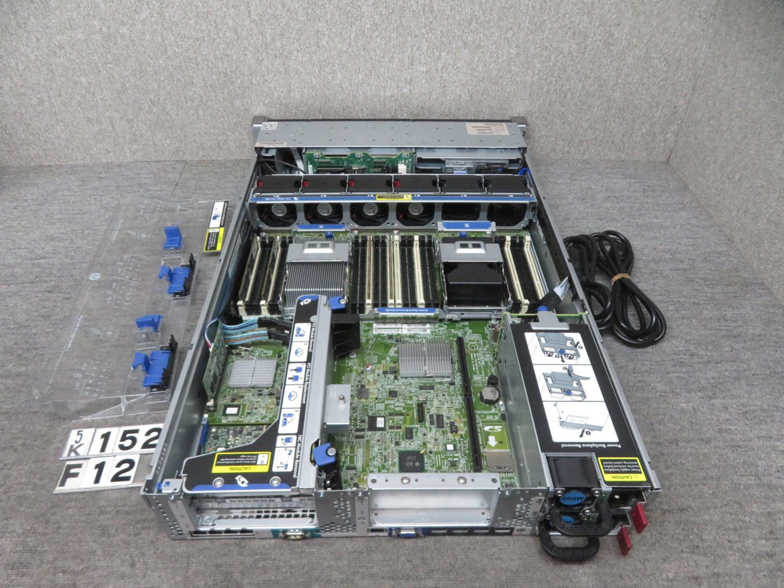 HP ProLiant DL380p Gen8 Xeon 16CPU/64GB/900GBx2 - メルカリ