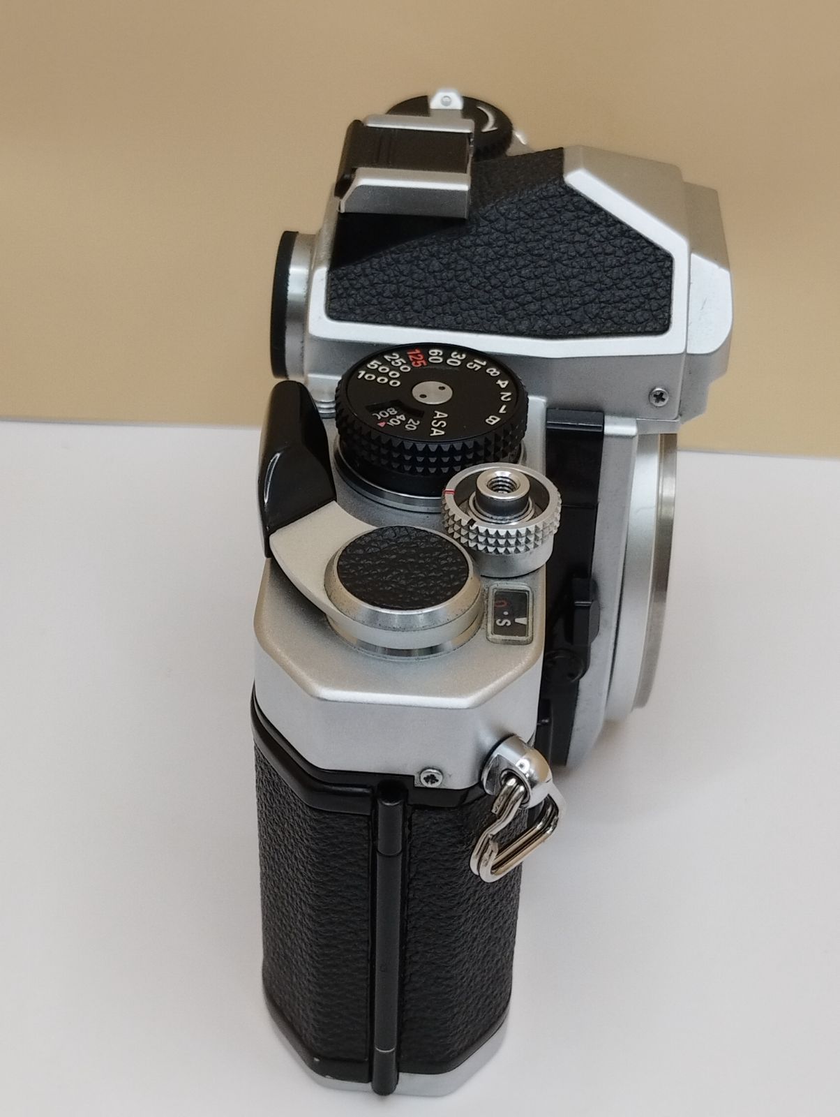 Nikon (ニコン) FM シルバー フィルムカメラ 一眼レフ – にっしん
