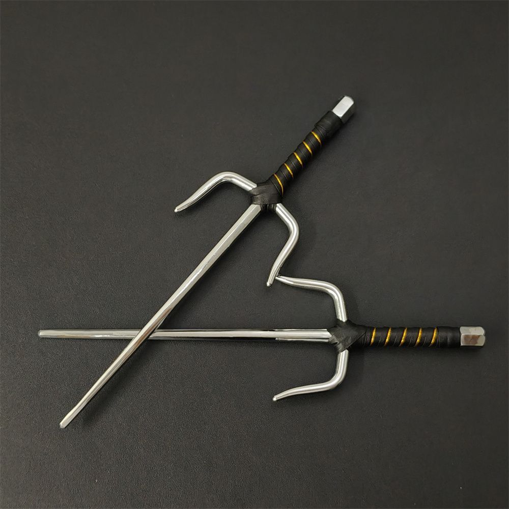 武具　十手　釵　サイ　琉球古武術　38CM　銀メッキ　鉄製　二本セット