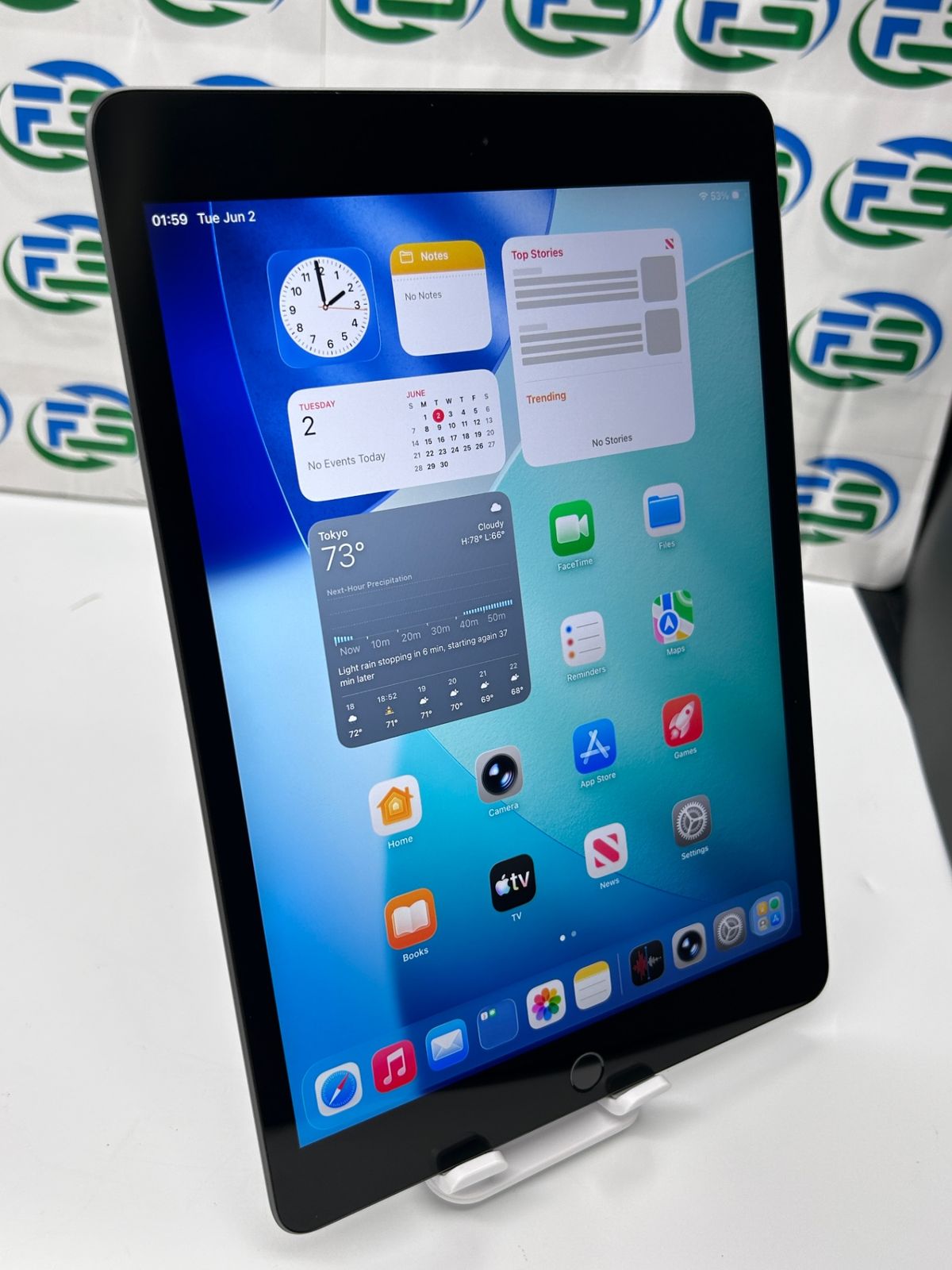 iPad 第8世代 Wi-Fi 128GB スペースグレイ MYLD2J/A A2270 外観Bランク