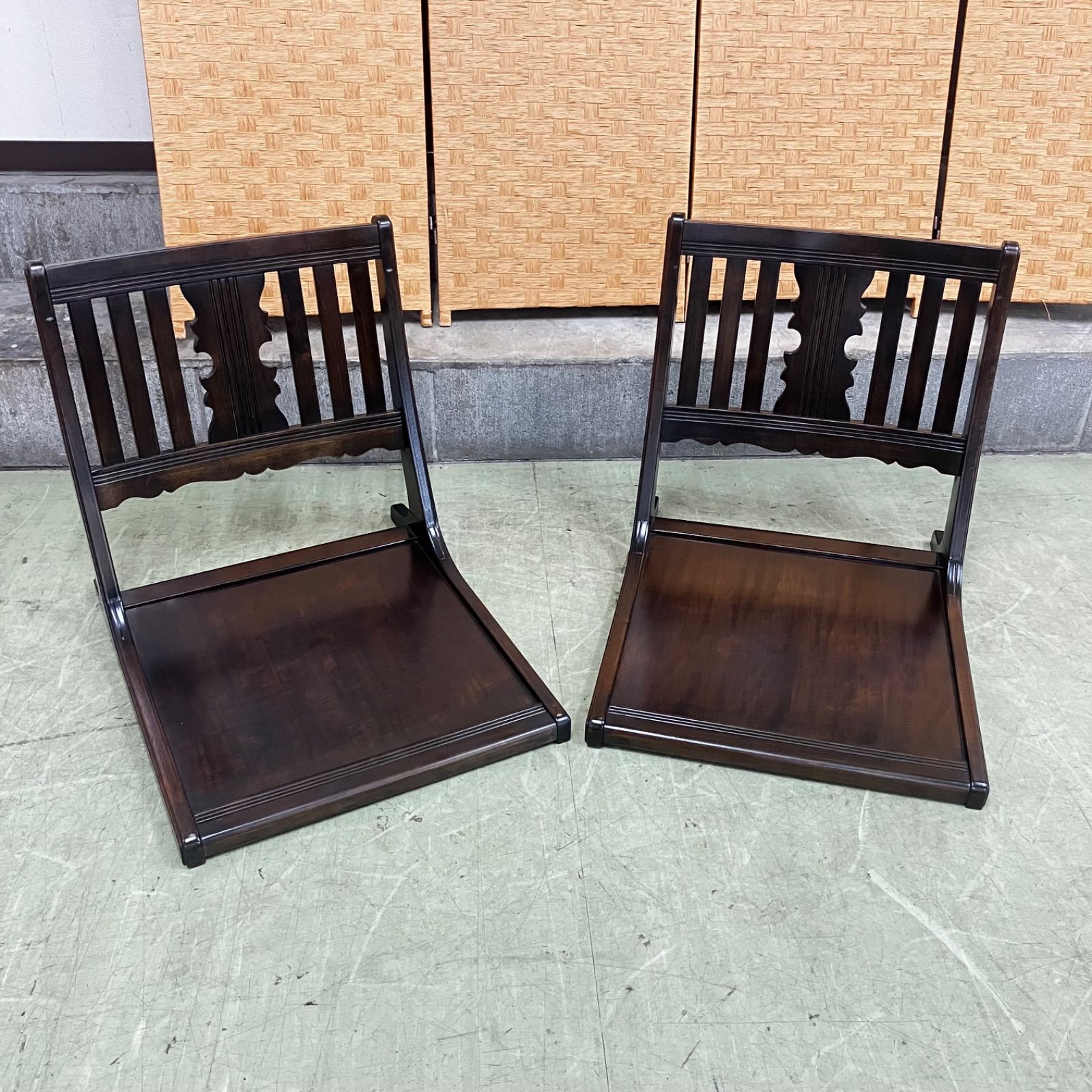 ●【値下げ交渉可能】KARIMOKU カリモク 座椅子 2脚 木製 フロアチェア 折りたたみ式 アンティーク家具