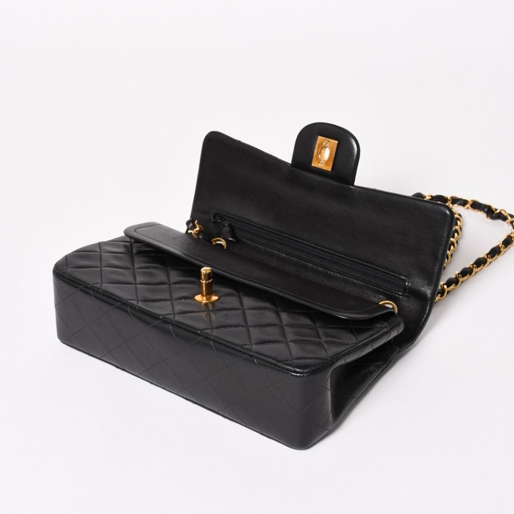 CHANEL シャネル マトラッセ23 Wフラップ Wチェーンショルダーバッグ