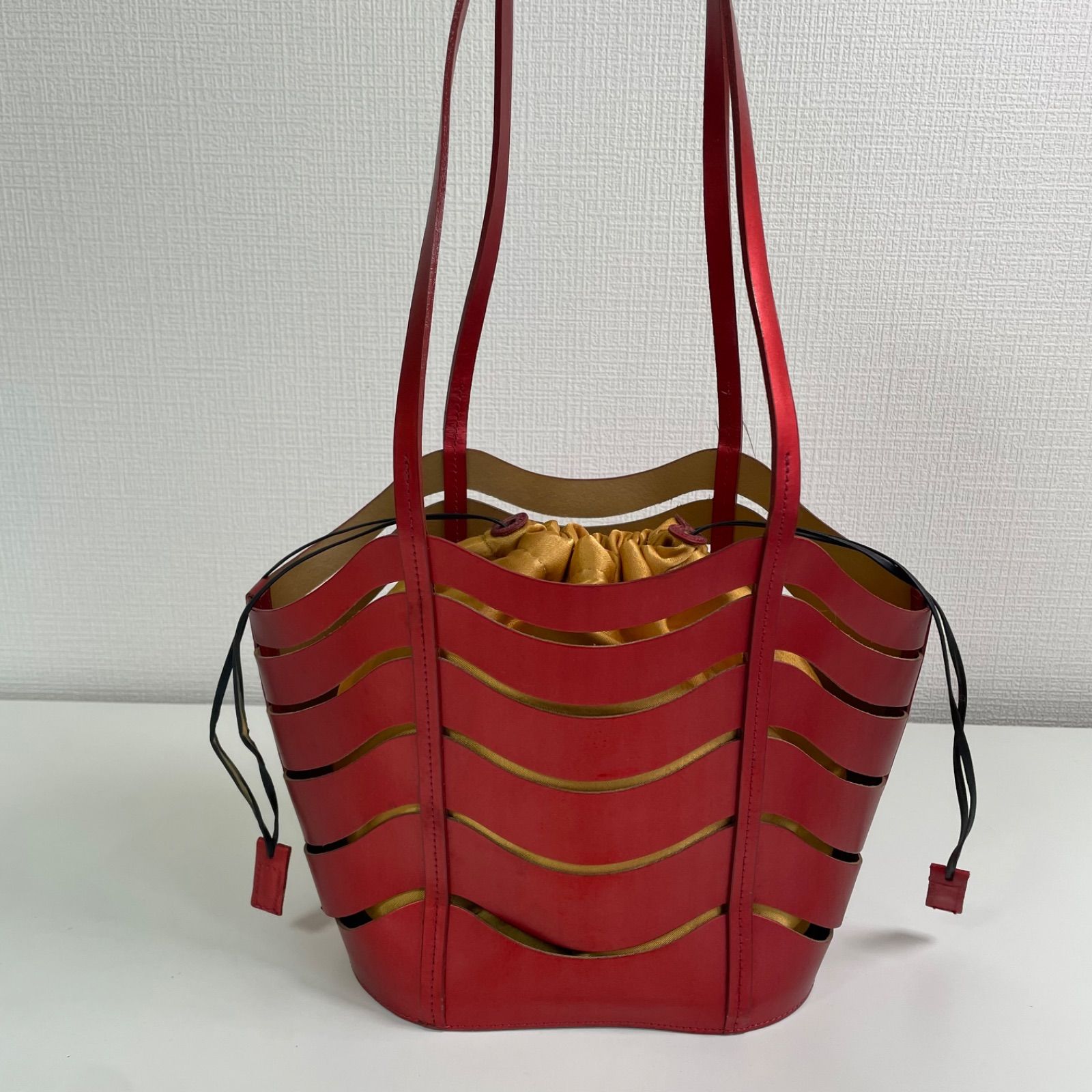 FRANCESCO BIASIA レッド レザー カットアウト バッグ - メルカリ
