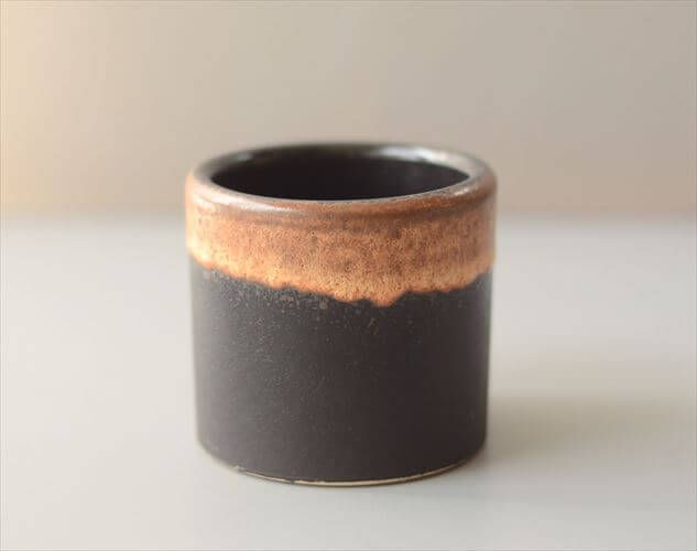 送料無料】ドイツから ヴィンテージ 小ぶりな陶器の花瓶 花器 Art