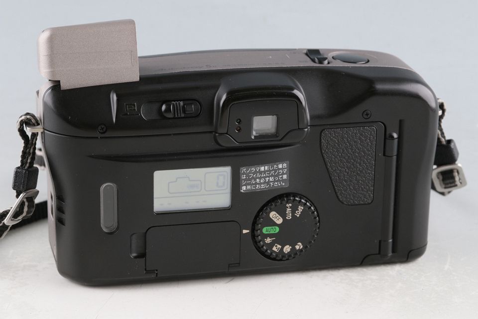 Canon Autoboy SII 35mm Point & Shoot Film Camera #64623D5 - メルカリ
