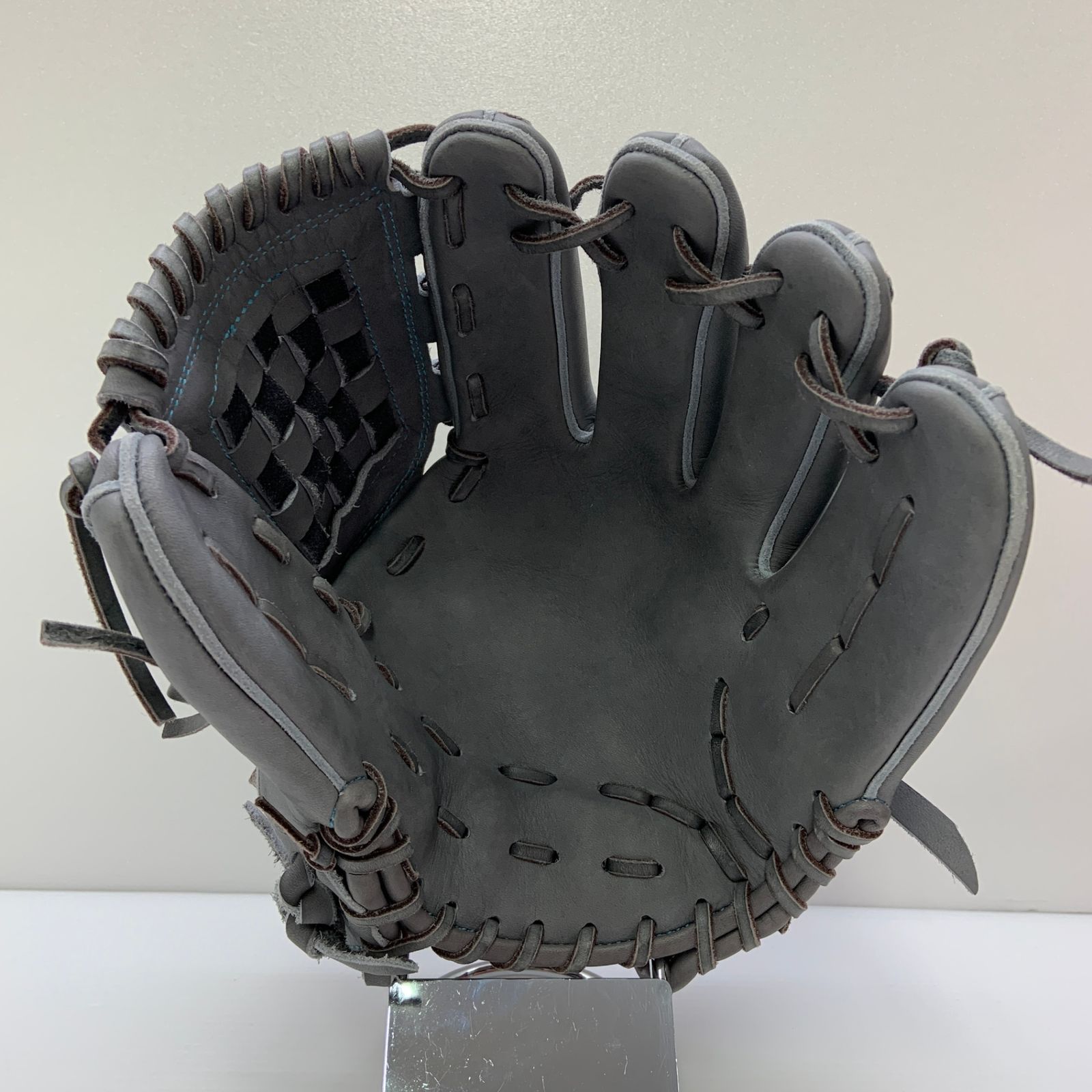 玉澤 軟式グローブ 　内野手用 玉澤 TAMAZAWA タマザワ 軟式 大人 一般 内野手用 グローブ グラブ 右