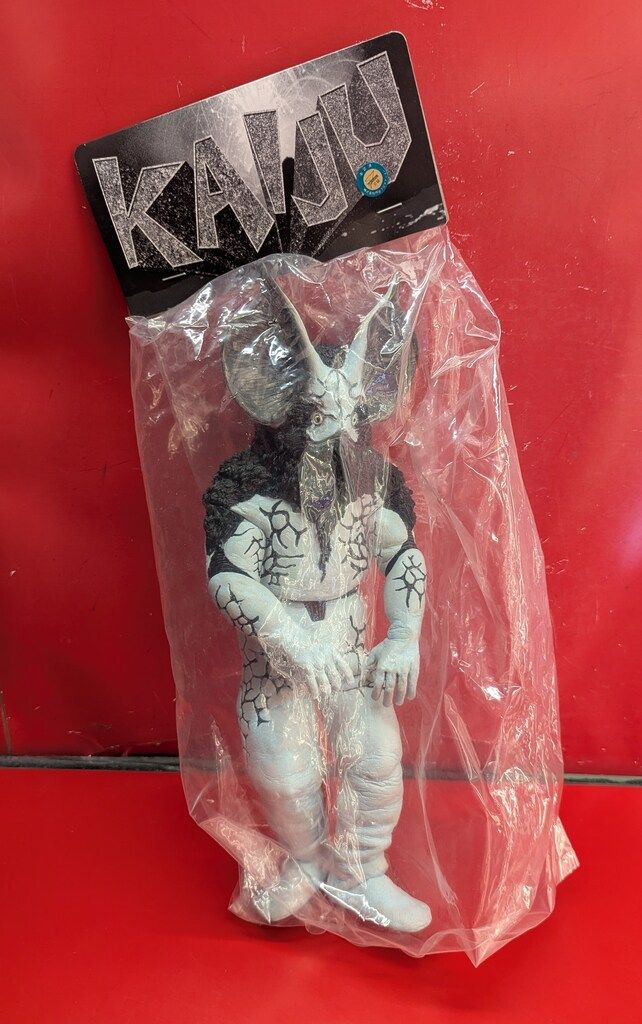 マーミット KAIJU イカルス星人(薄水色成型/黒塗装)/KAIJU
