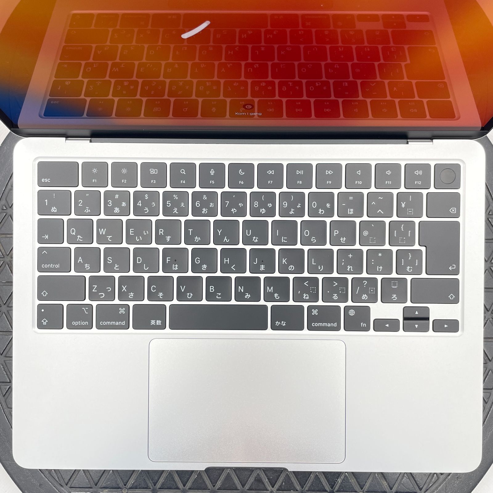 ☆ジャンク☆Mac Book Air 13.6inch A2681 シルバー (RM411)※未使用