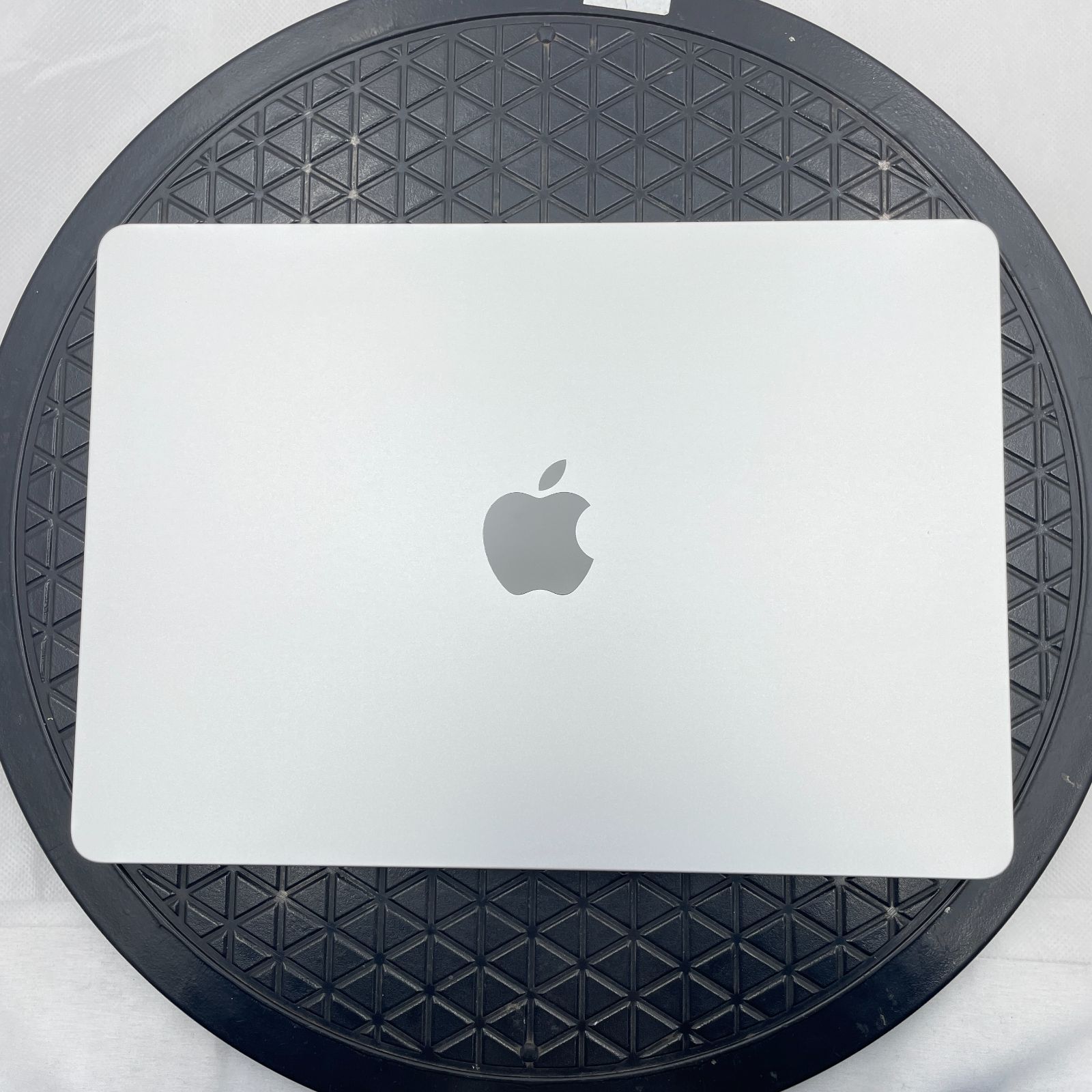 ジャンク MacBook Air M2 13.6