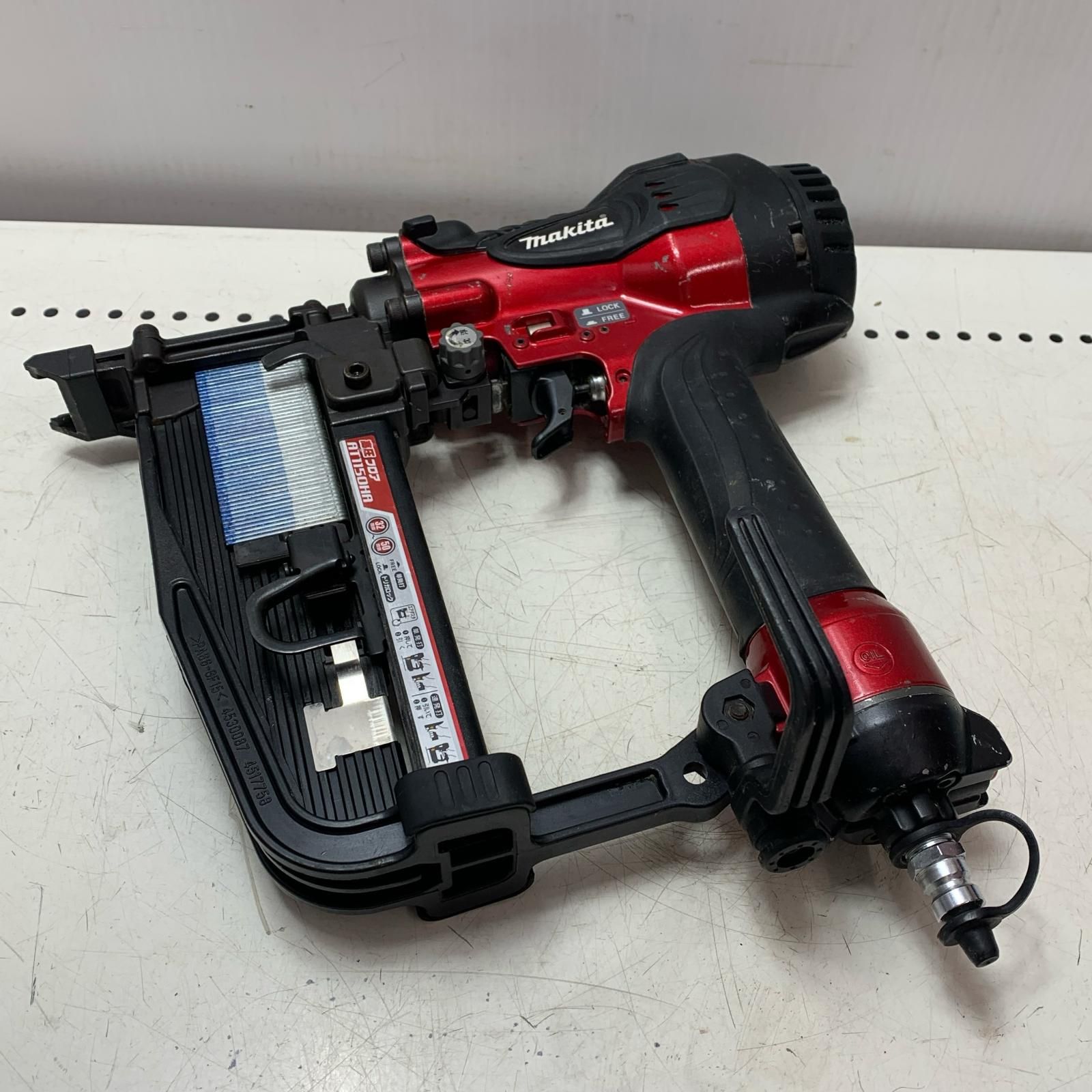 MAKITA マキタ 高圧フロアタッカ AT1150HA