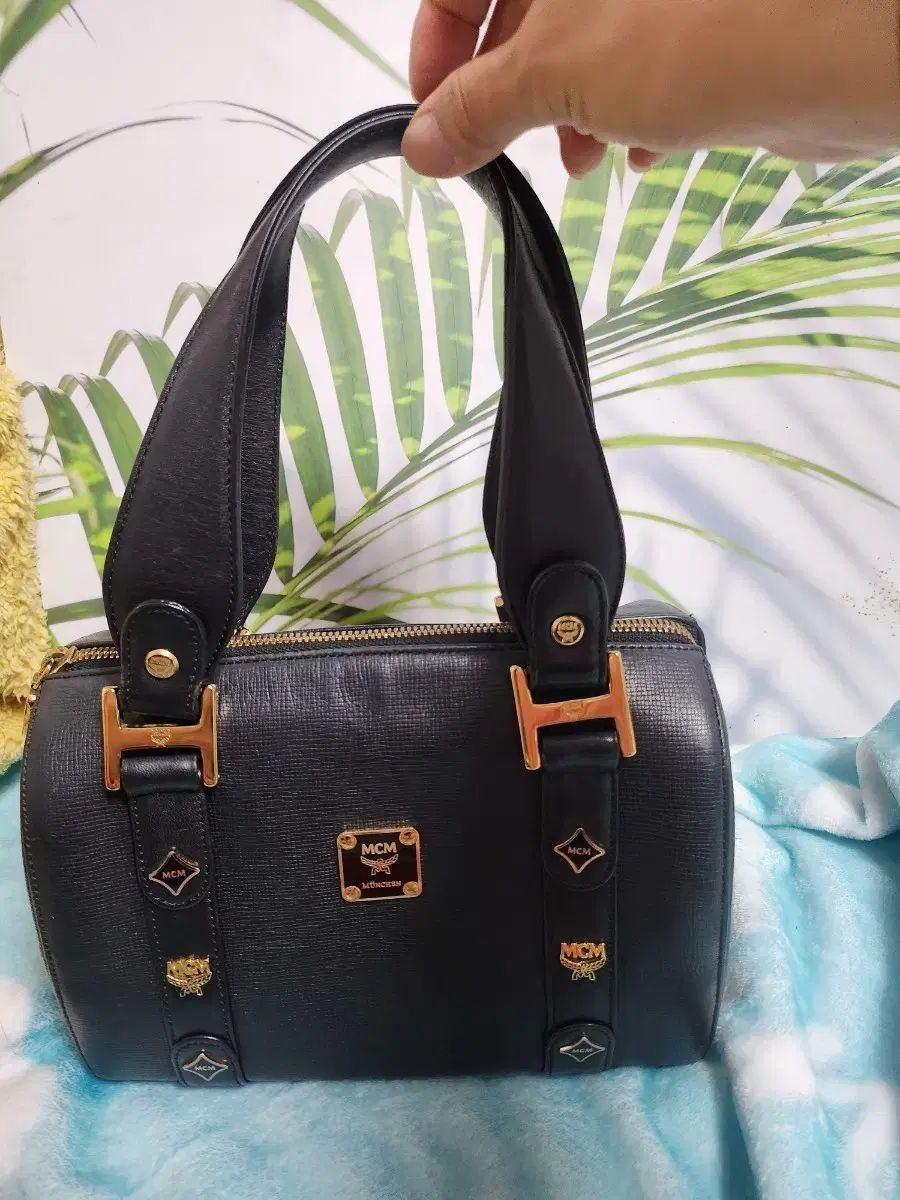 正規品 MCM ドットバッグ 【公式通販】