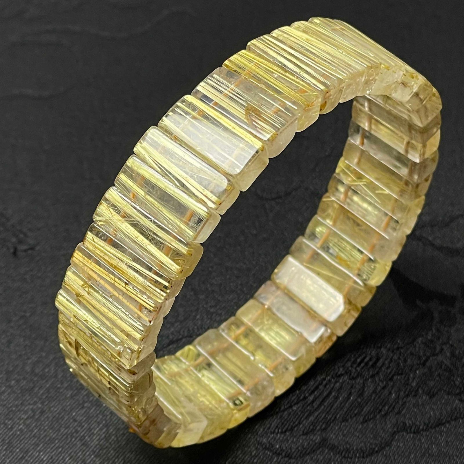 天然石★【130Aタイチンルチル】★バングル 黄金針水晶 天然石 14.6*6.6*5.2mm ZB10547