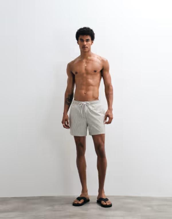 ジャック アンド ジョーンズ メンズ 水着 ハーフパンツ・ショーツ ショートパンツ Jack Joneseersucker striped swim shortsmokey Olive Stripe オリーブ