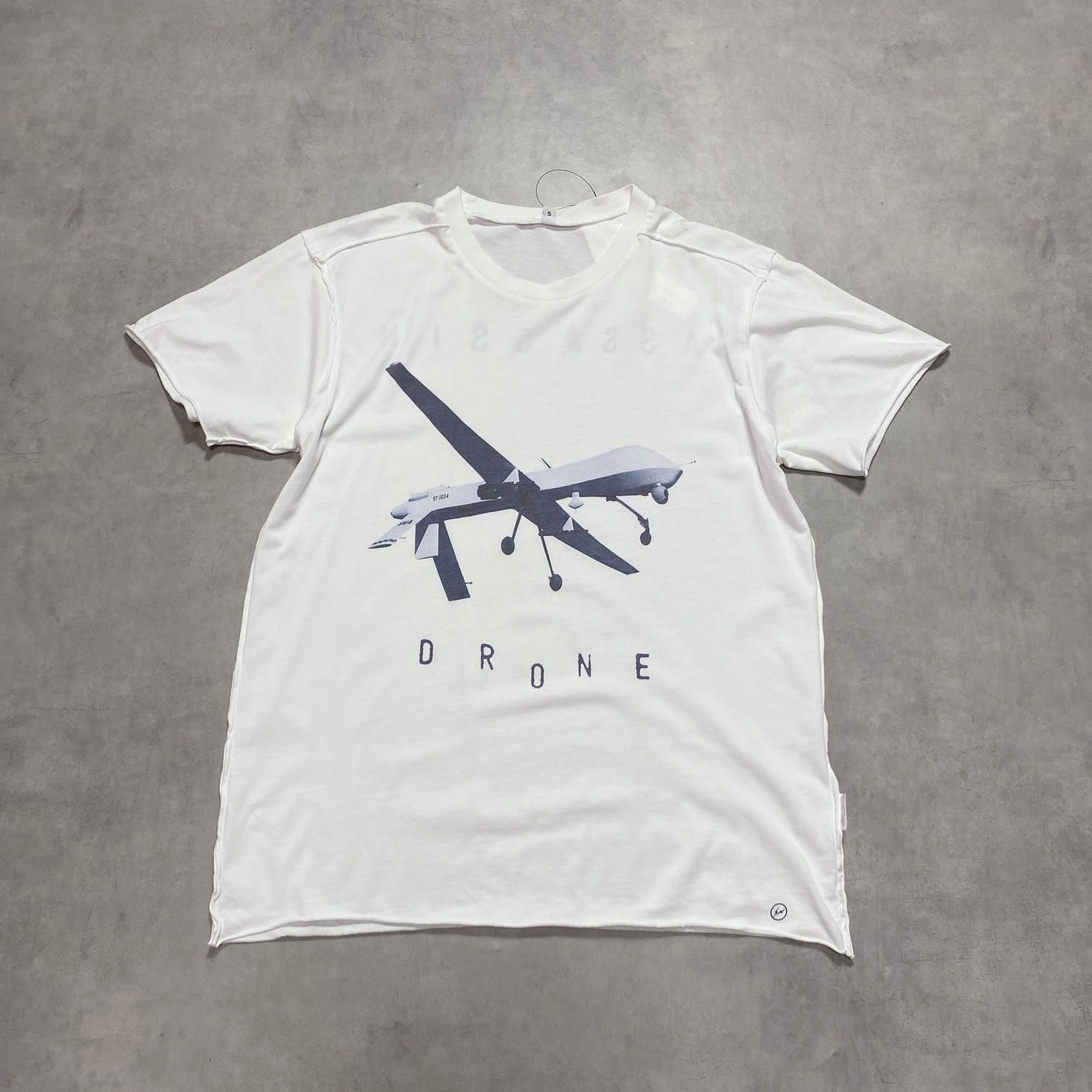 GQ5680◇FRAGMENT / AKA SIX by SIMON BARKER : DORONE インサイド 