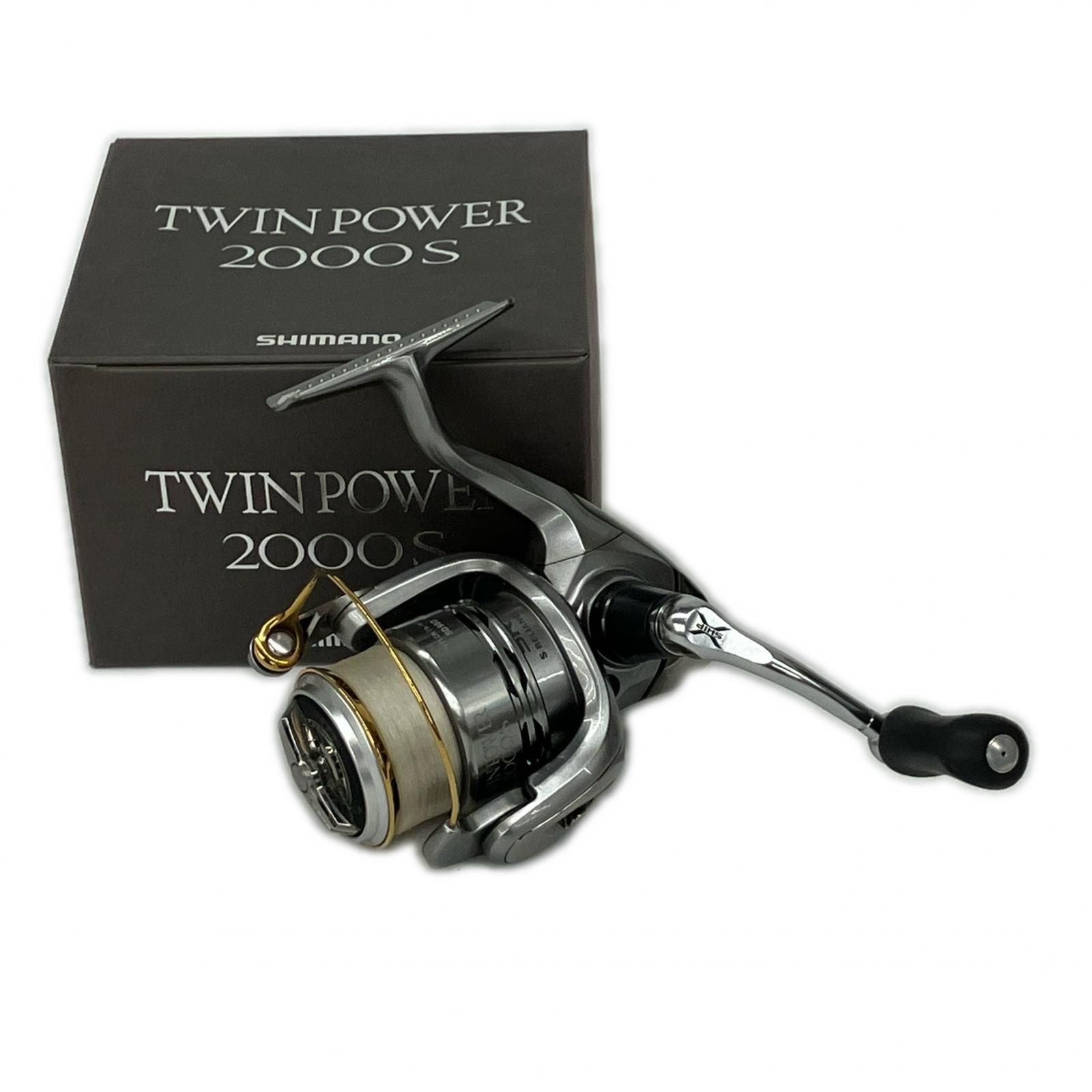 SHIMANO シマノ スピニングリール 11ツインパワー 2000S 02692 - メルカリ