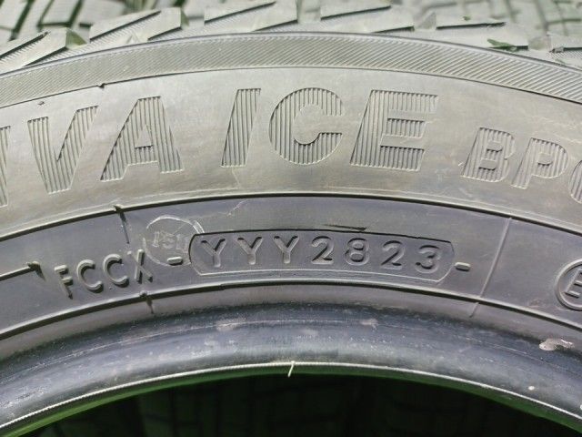 YELLOWHAT スタッドレス イエローハット プラクティバアイスBP02 165/65R14 4本 3本6ミリ 1本7ミリ
