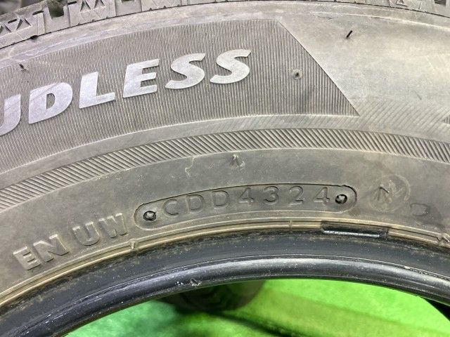 BRIDGESTONE スタッドレス ブリヂストン ブリザックVRX2 165/70R14 4本 2本6ミリ 2本7ミリ BRIDGESTONE スタッドレス ブリヂストン ブリザックVRX2 165/70R14 4本 2本6ミリ 2本7ミリ