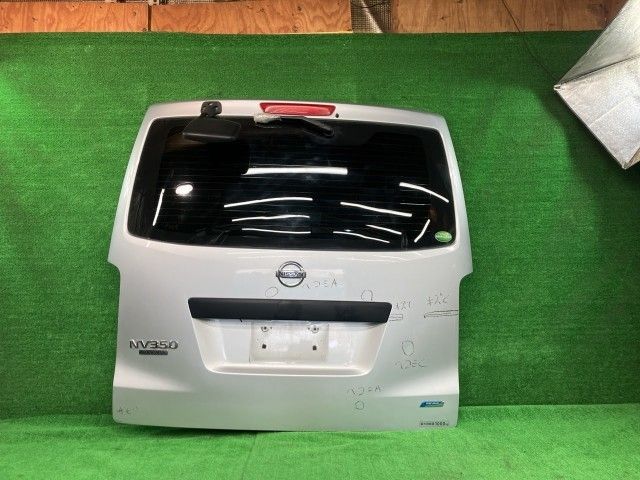 NV350キャラバン VW6E26 右リアドア ロング低床プレミアムGX 4WD 5人 