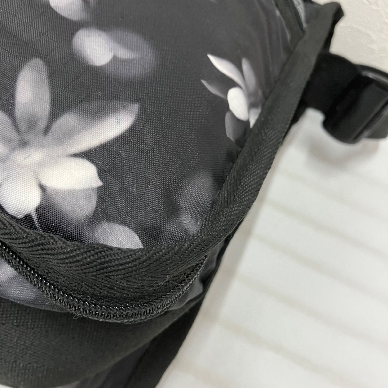 3946 LeSportsac レスポートサック デラックスエブリデイ ショルダー 