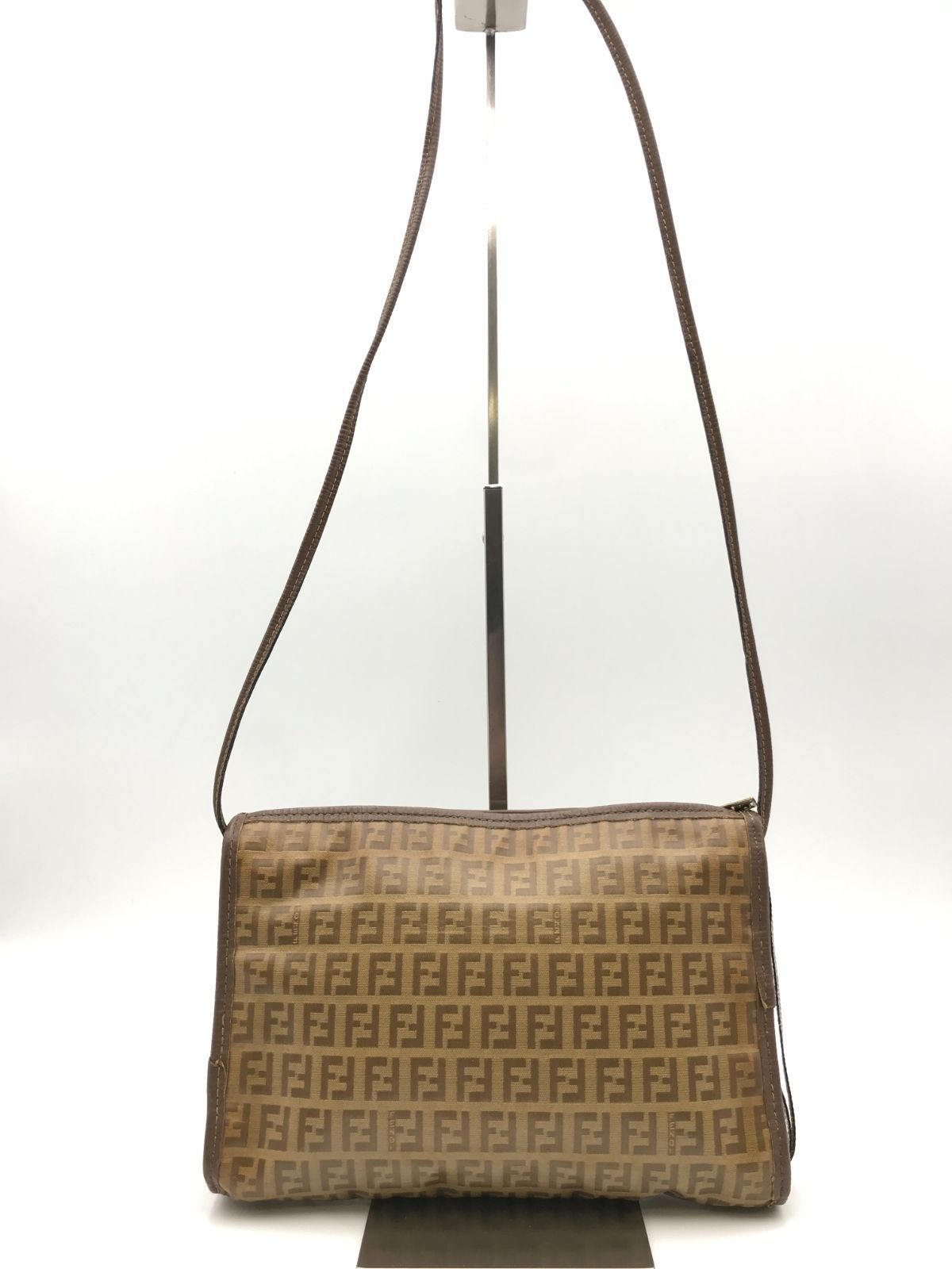 Fendi フェンディ ショルダーバッグ ズッカ ズッキーノ クロスボディ