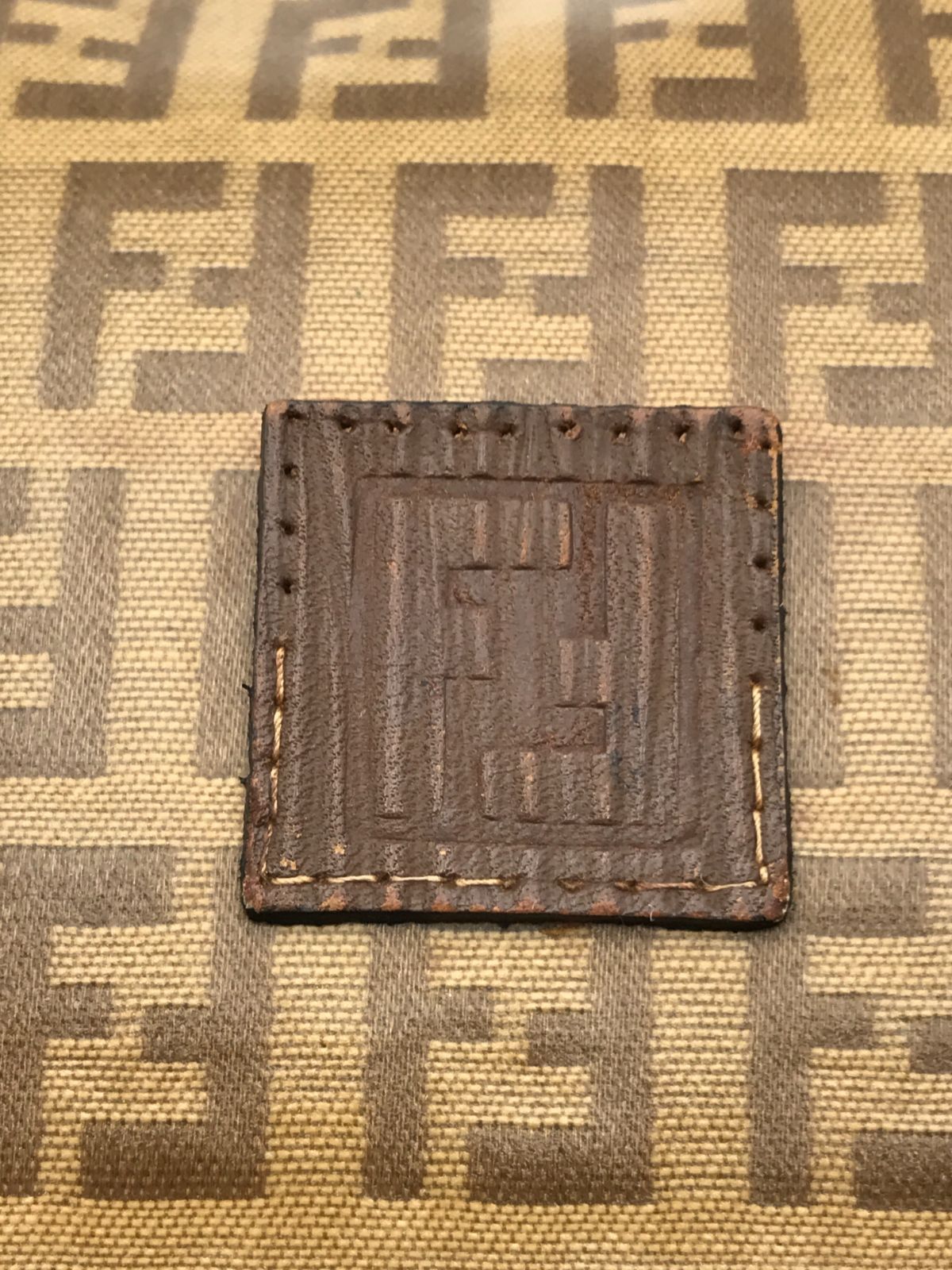 Fendi フェンディ ショルダーバッグ ズッカ ズッキーノ クロスボディ