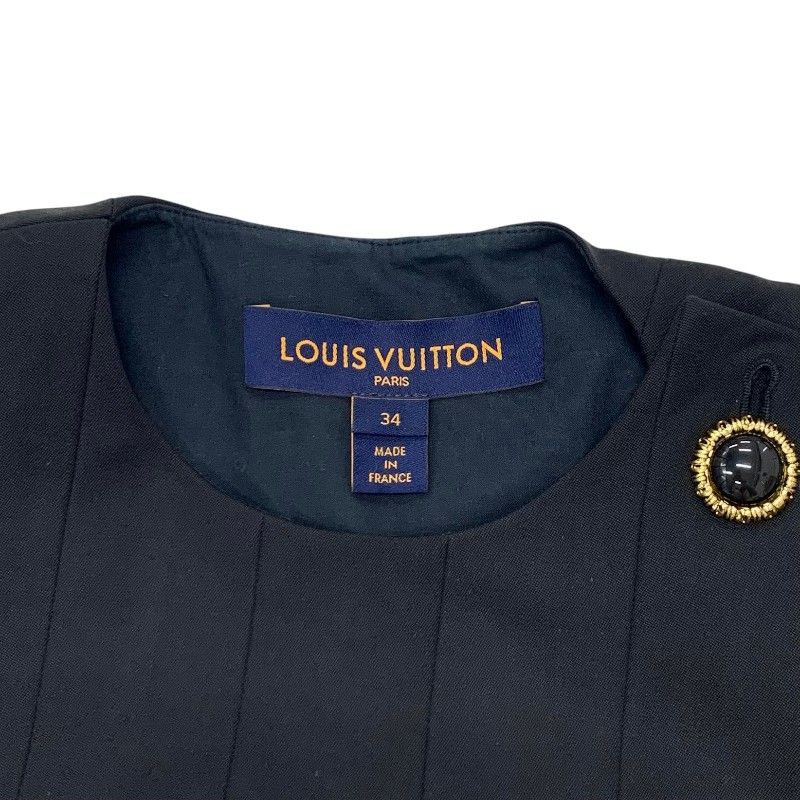 ルイヴィトン LOUIS VUITTON アウター ウール ブラック ゴールド アシンメトリカルプリーツケープ ルイヴィトン LOUIS VUITTON アウター ウール ブラック ゴールド アシンメトリカルプリーツケープ