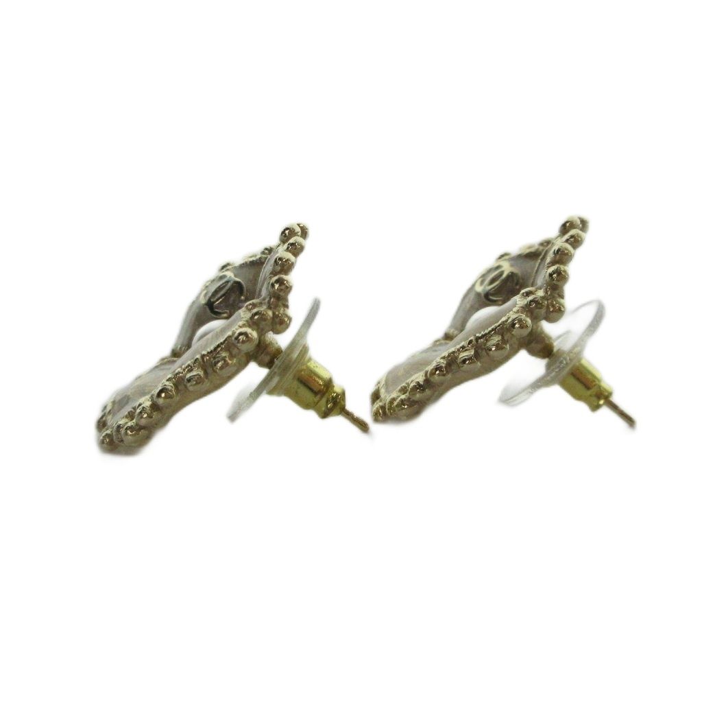 シャネル CHANEL スタッド ピアス アクセサリー 両耳用 クローバー
