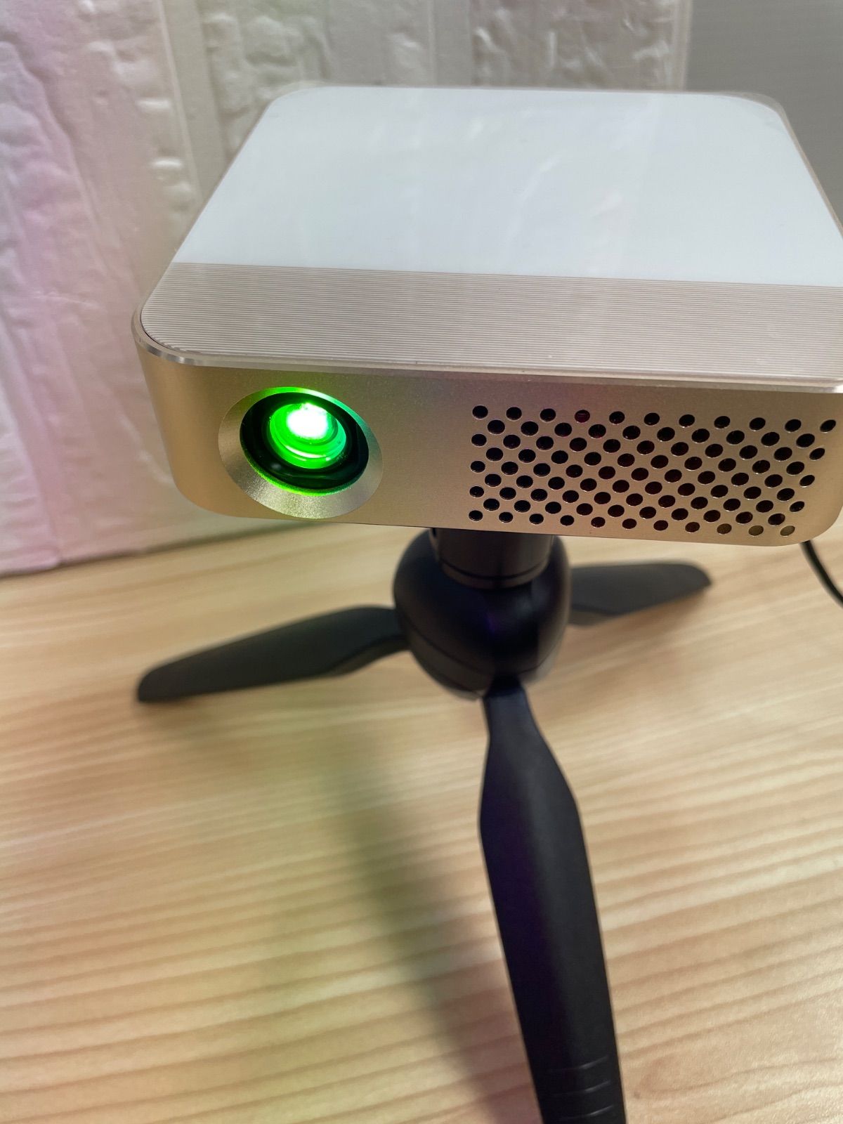 通電確認済み】KABENI PRO Smart Mini Projector カベーニ プロ UENO