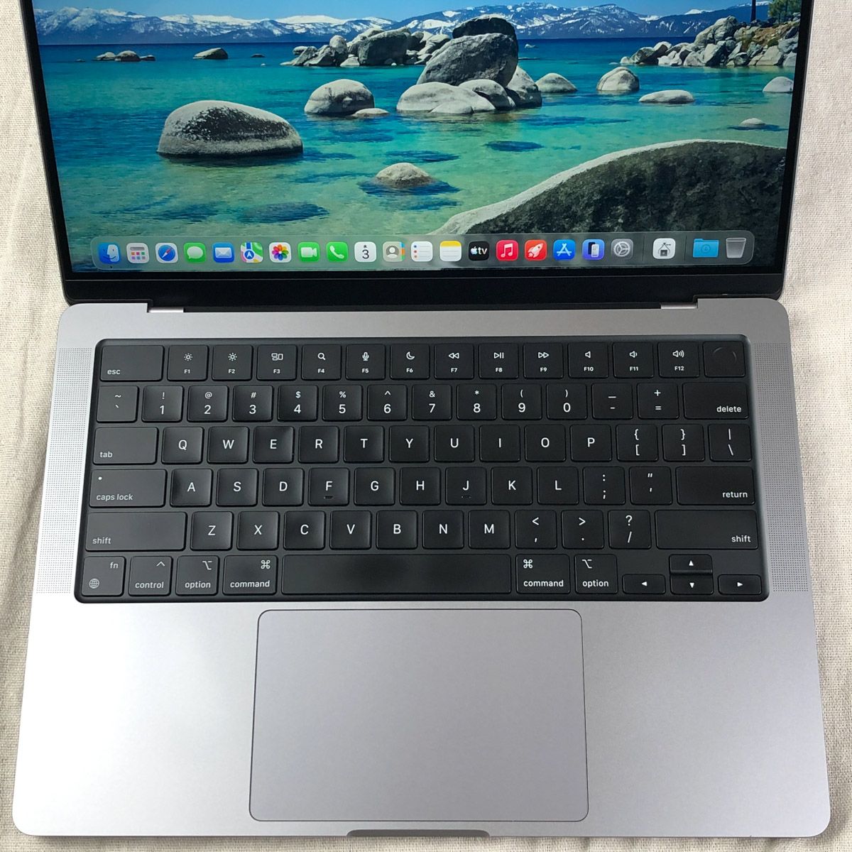 本体のみ】Apple MacBook Pro (14インチ 2021) 【M1 Pro・メモリ16GB