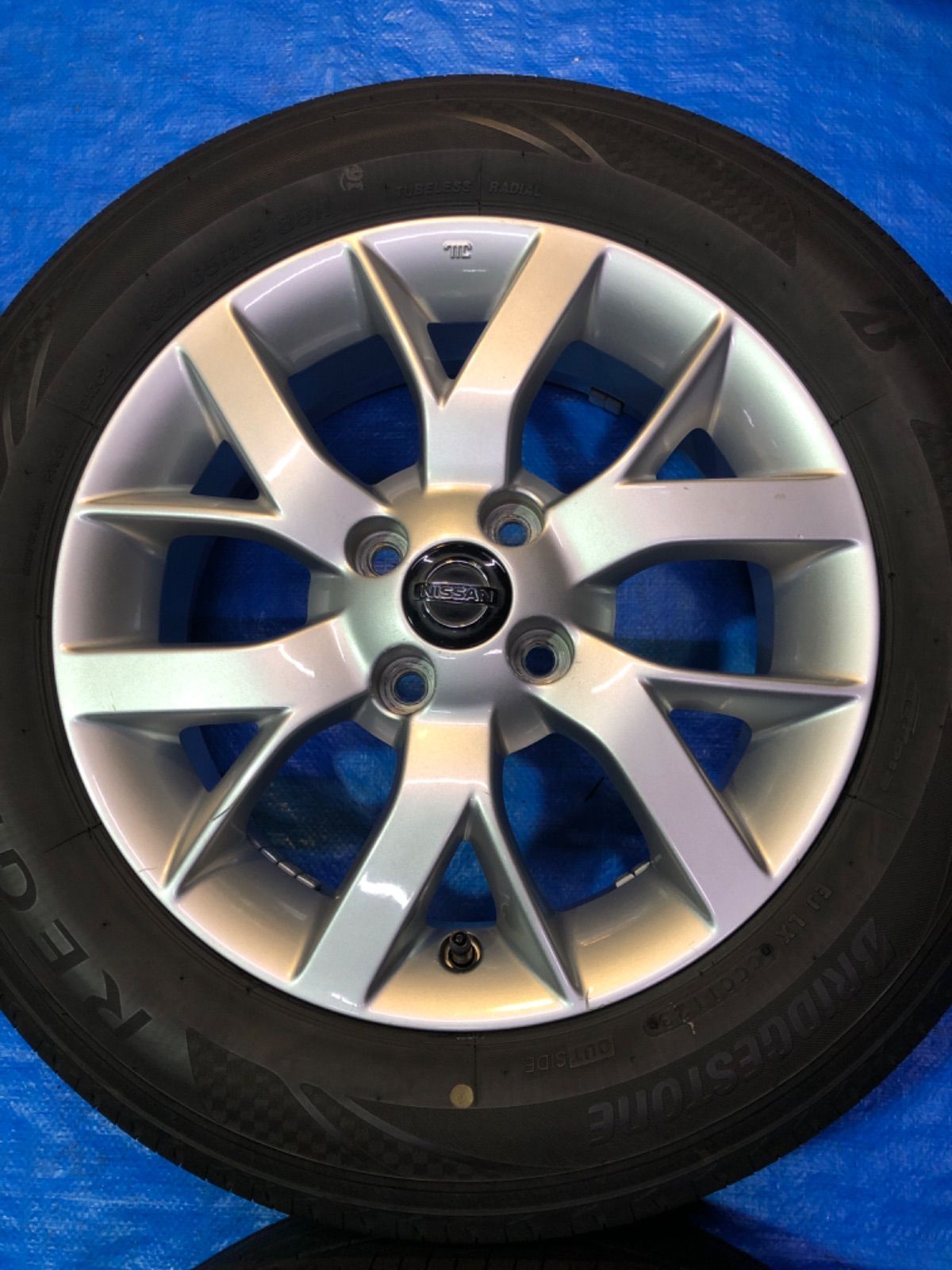 日産純正 ノート E12 E13 185/65R15 サマータイヤ 純正アルミホイール