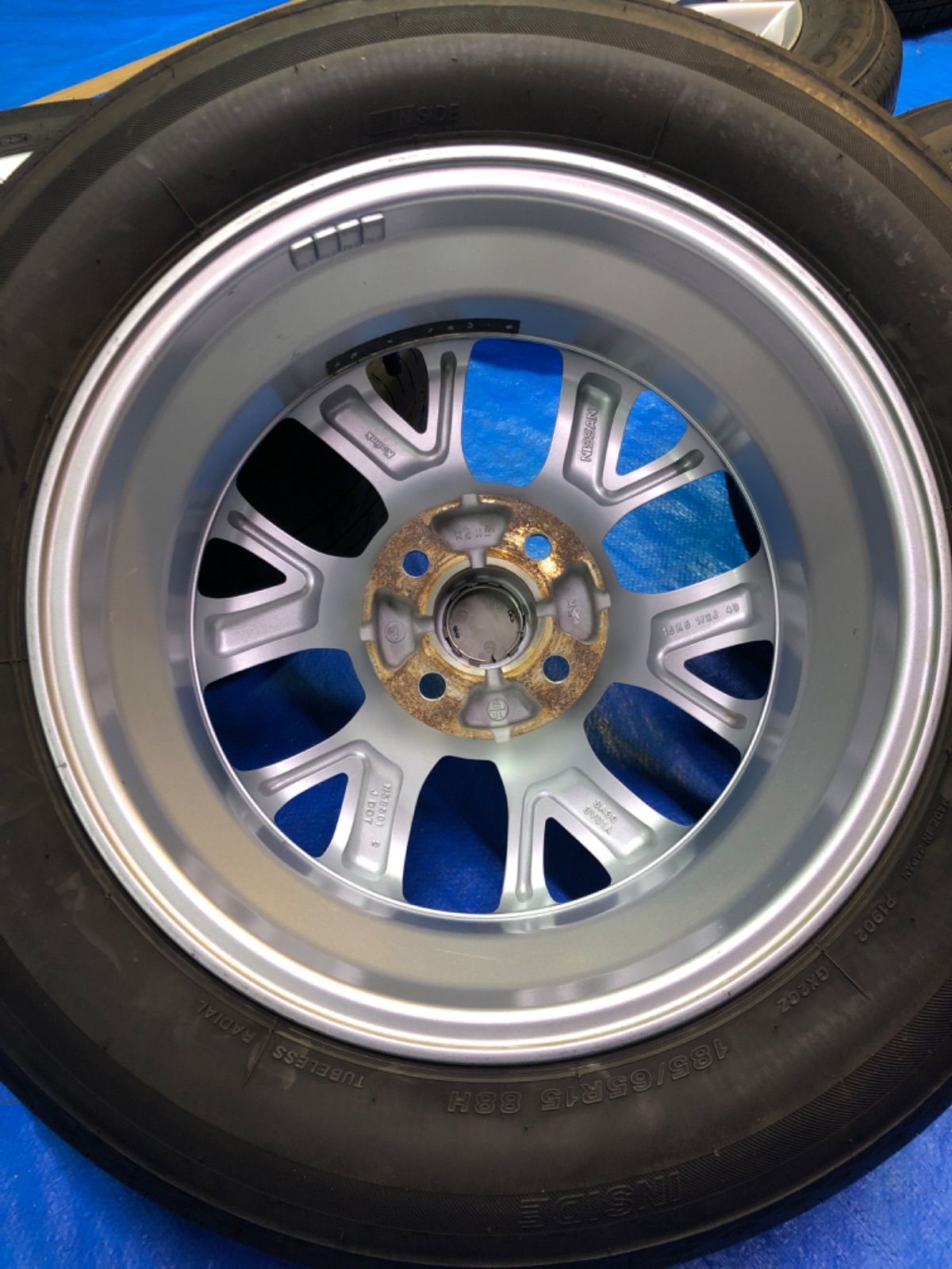 日産純正 ノート E12 E13 185/65R15 サマータイヤ 純正アルミホイール